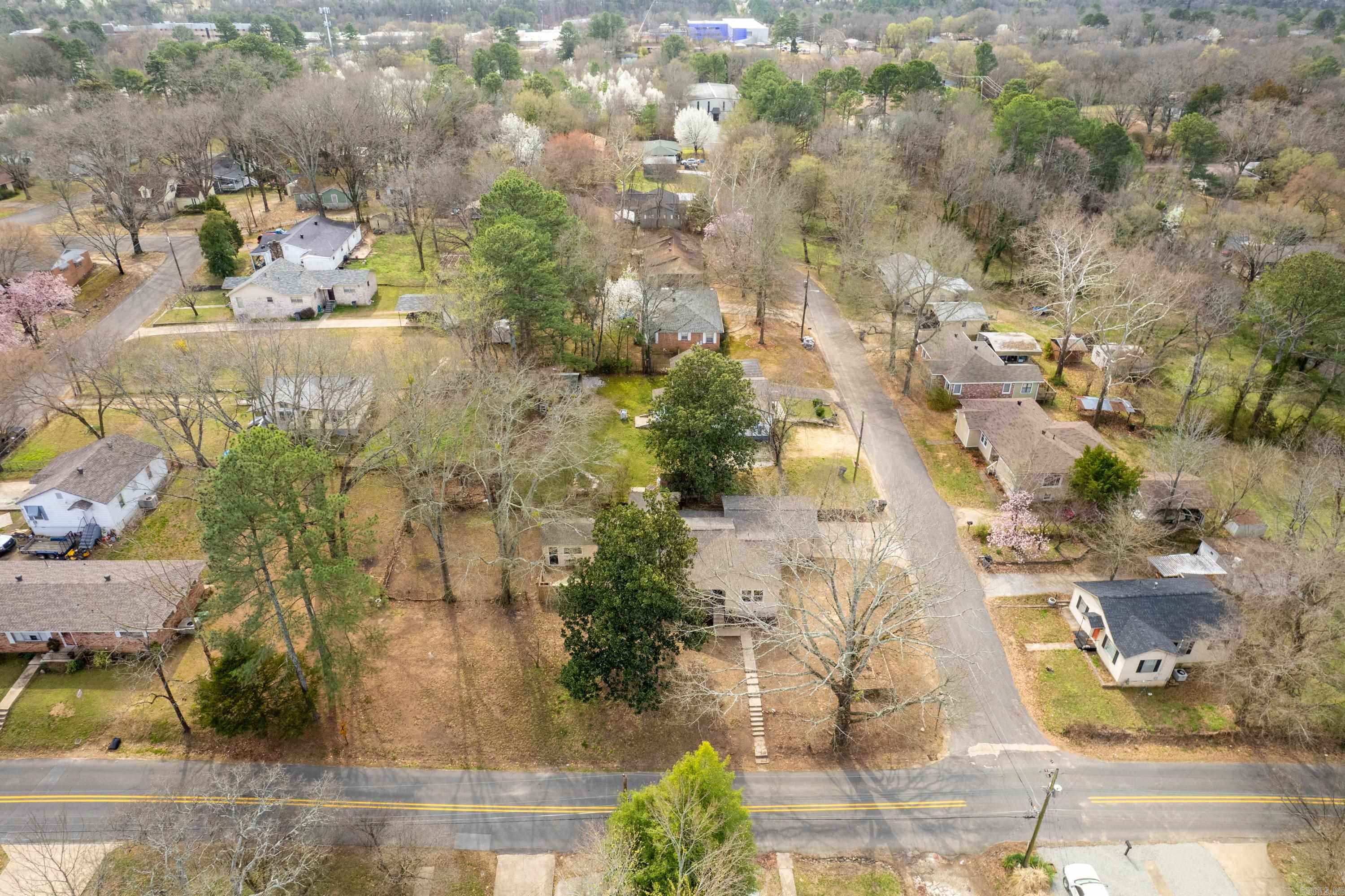 503 Woodlawn Ave
