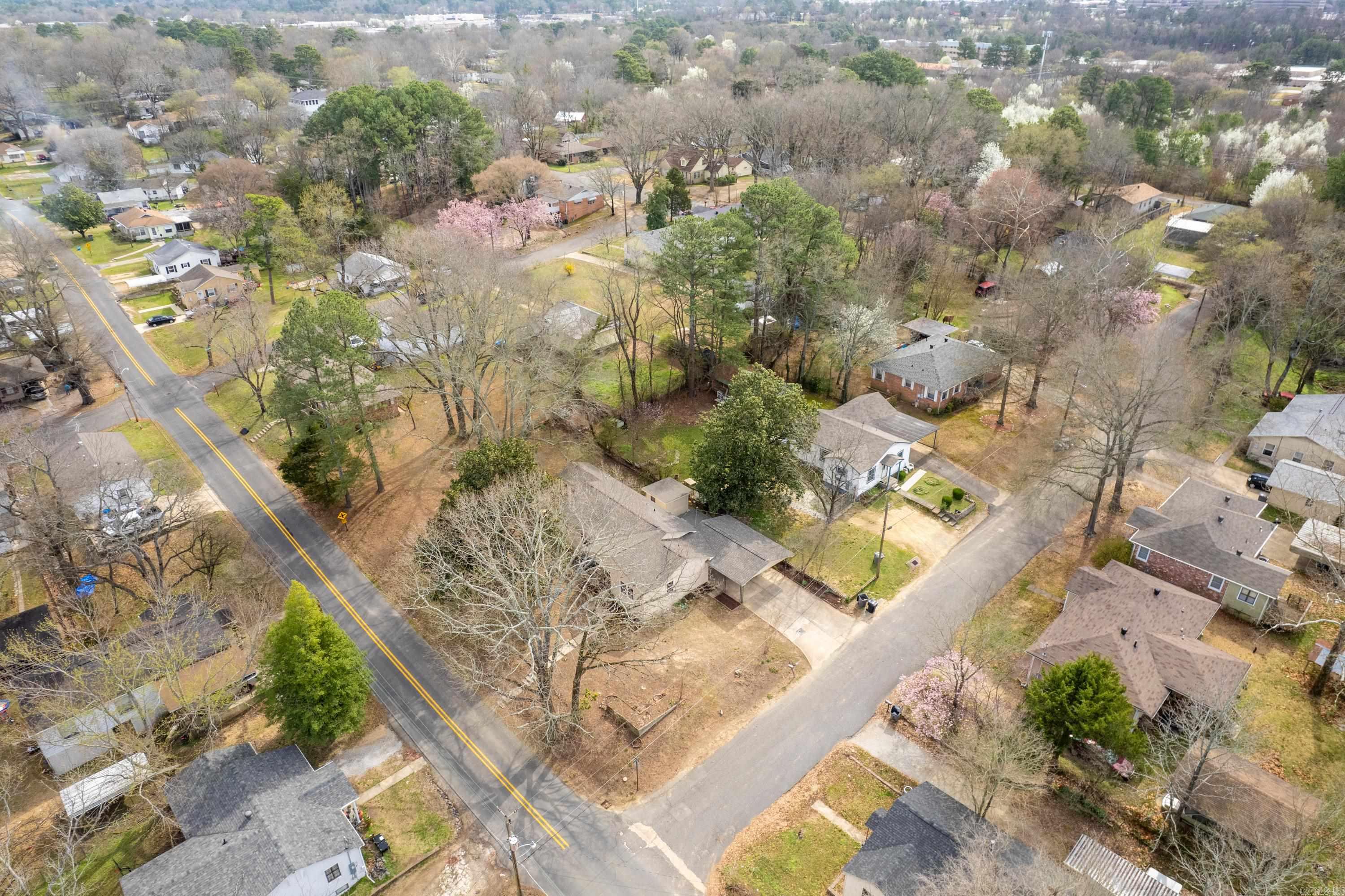 503 Woodlawn Ave