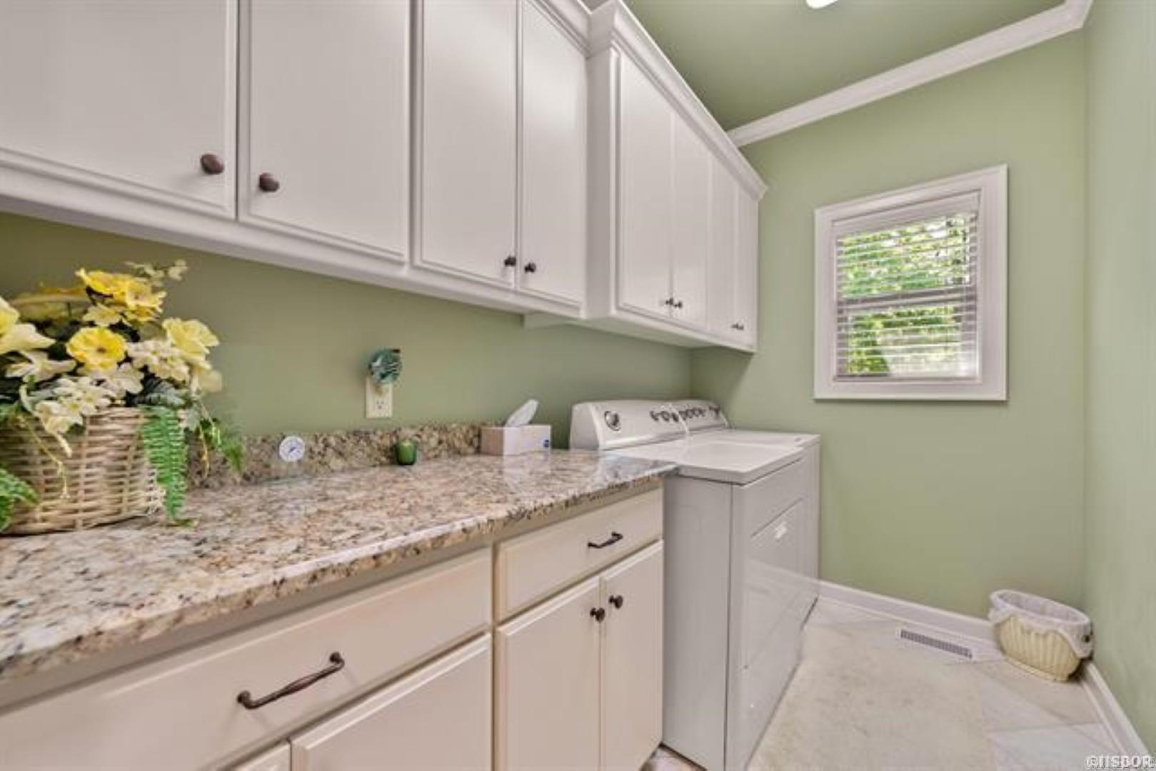 299 Longview Point