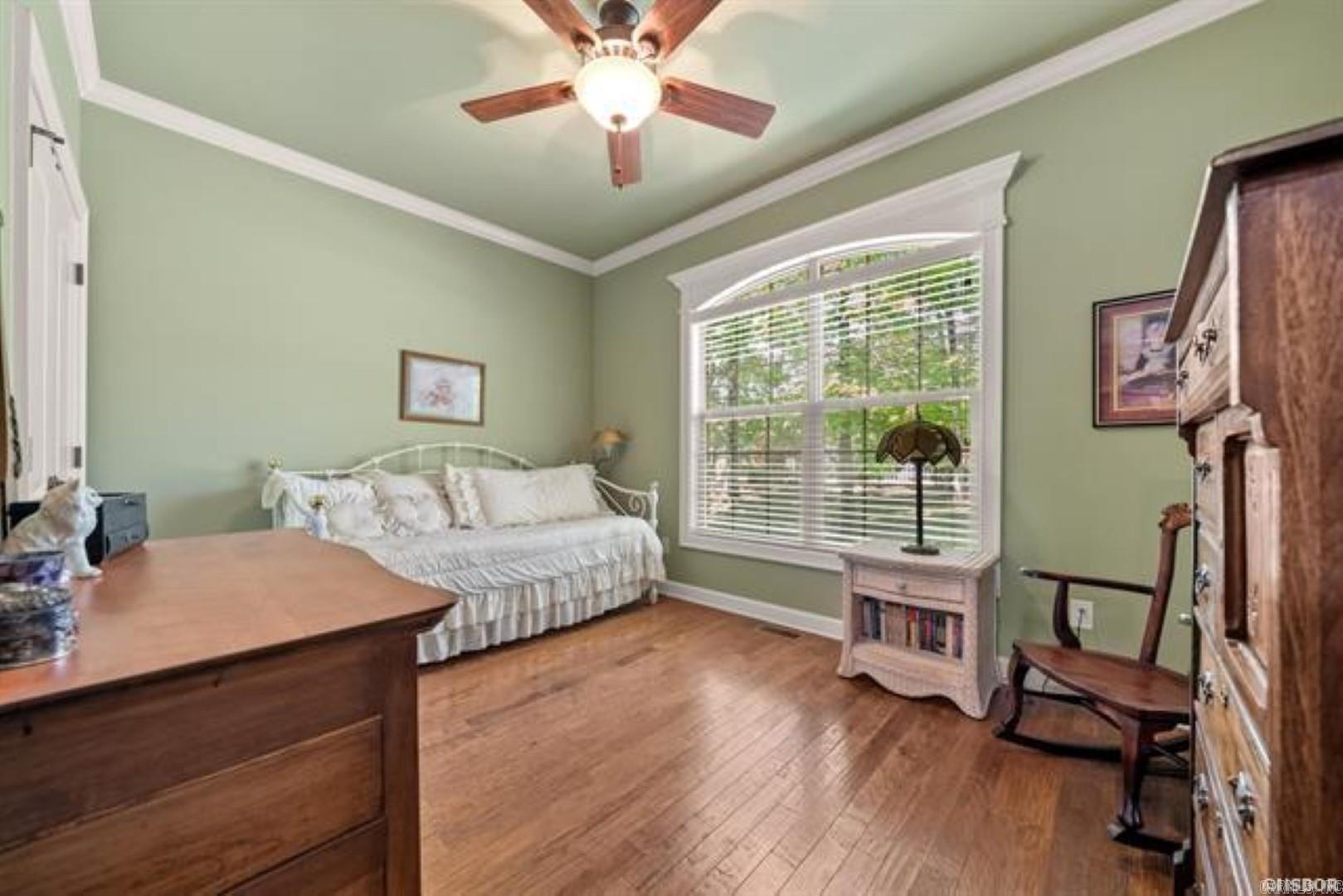 299 Longview Point