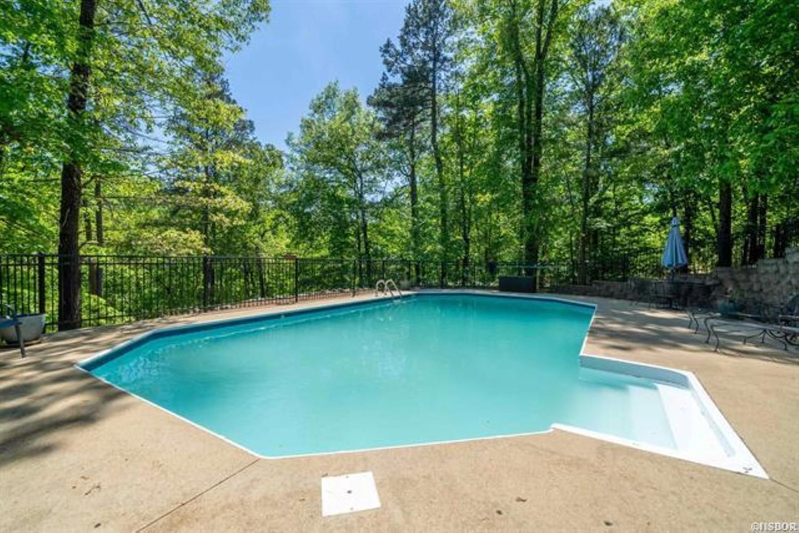 299 Longview Point
