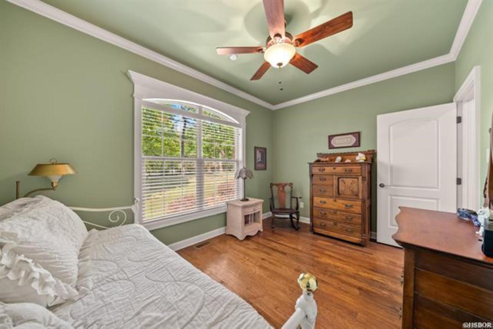 299 Longview Point