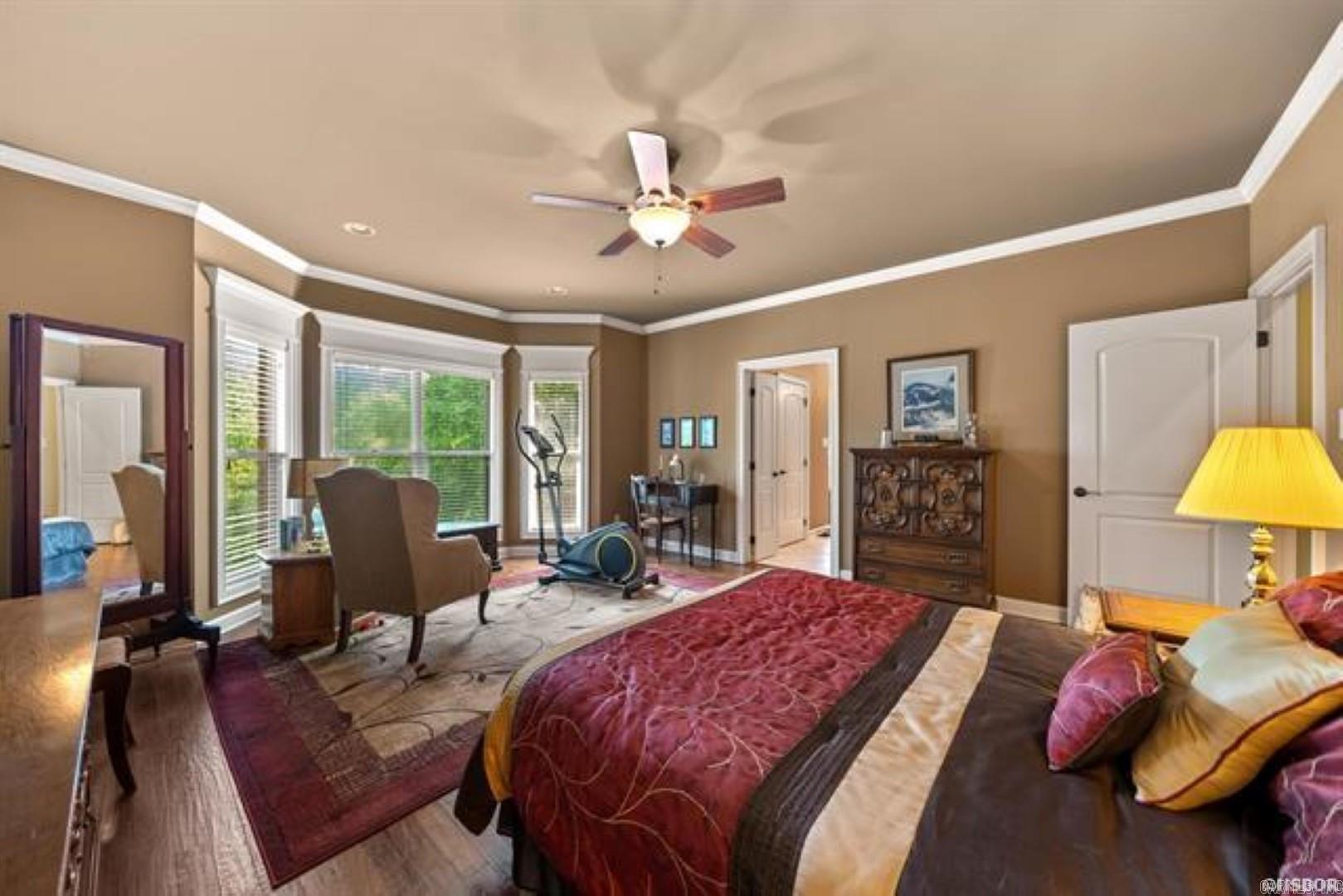 299 Longview Point