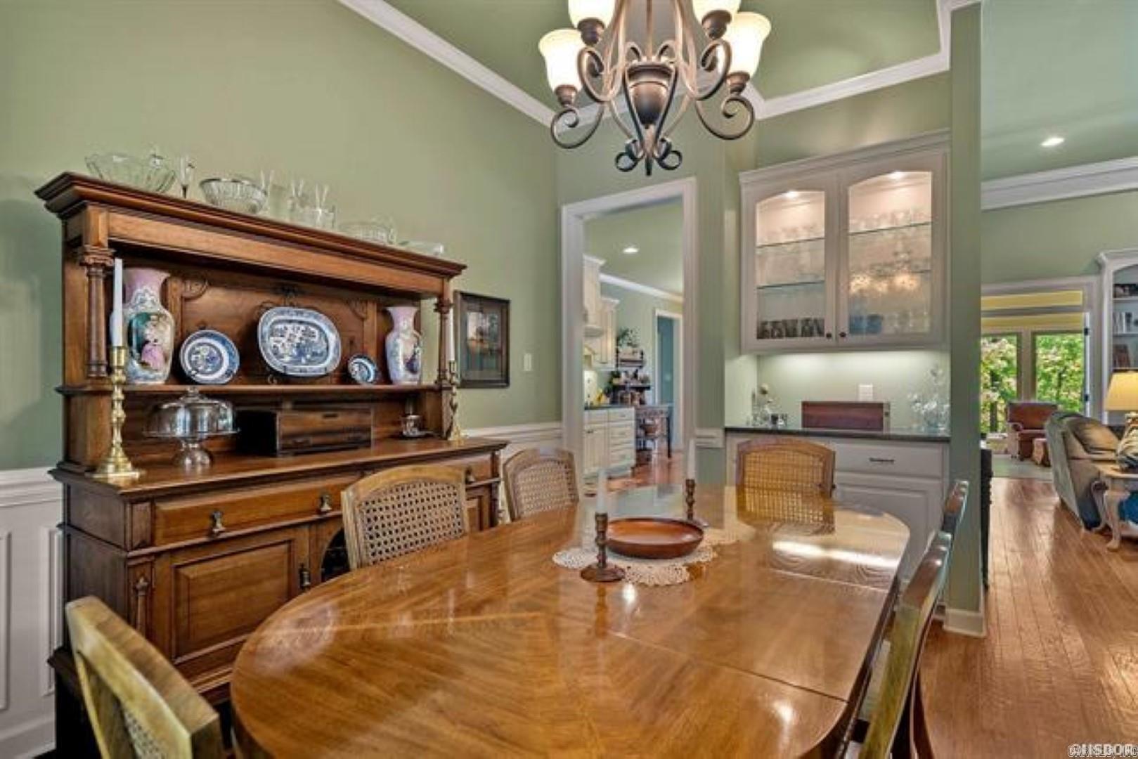 299 Longview Point