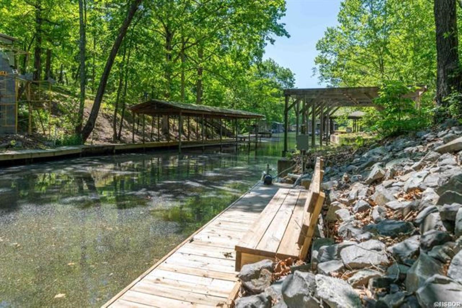 299 Longview Point