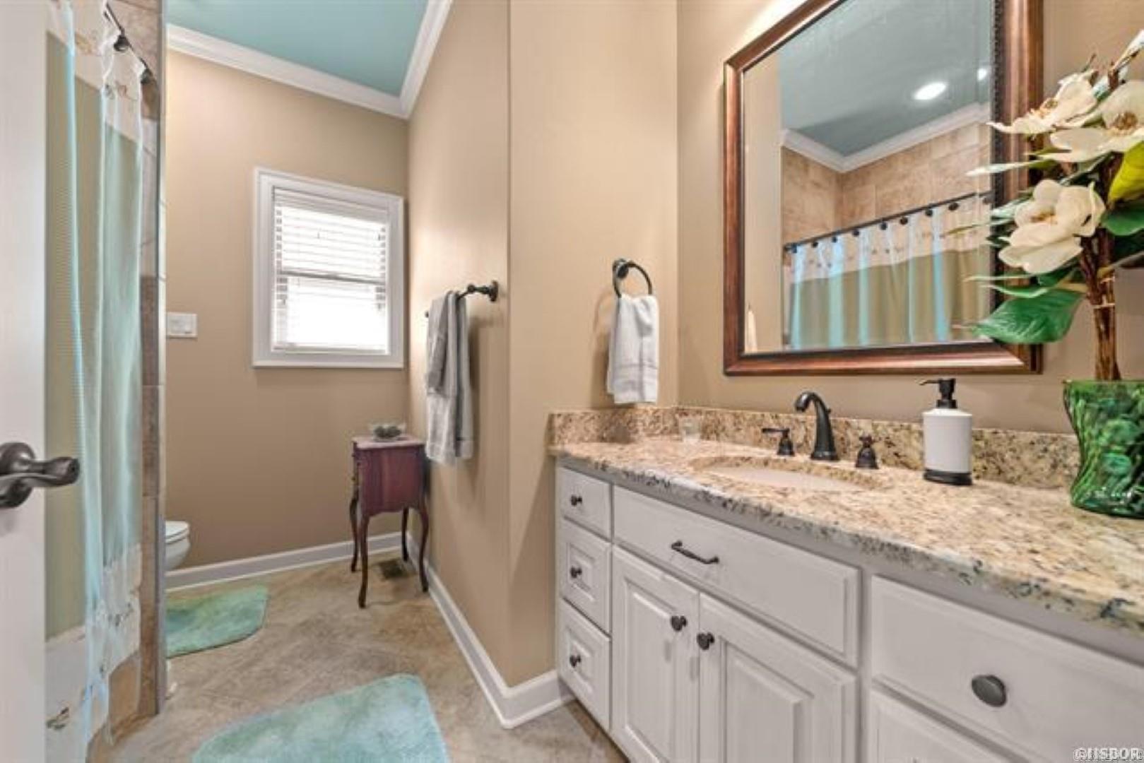 299 Longview Point