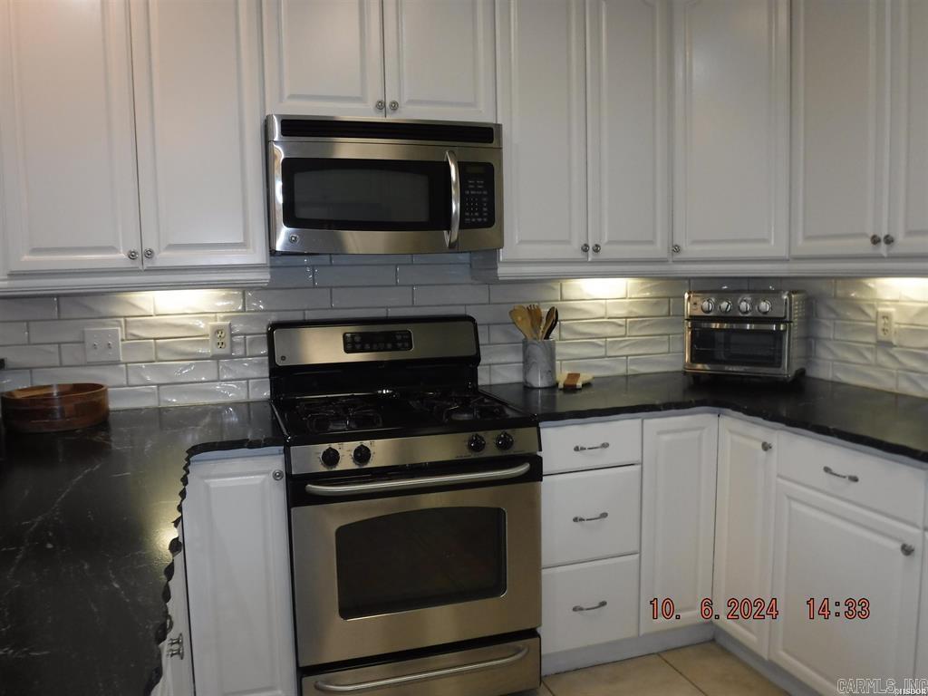 276 Mapleleaf Circle