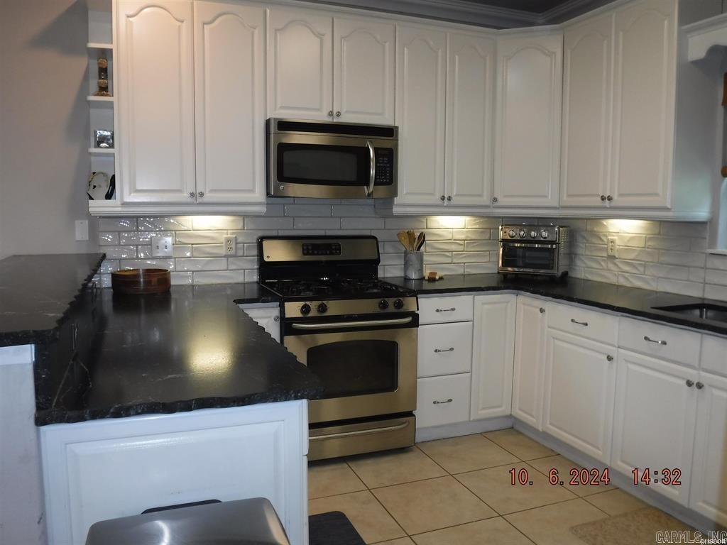276 Mapleleaf Circle