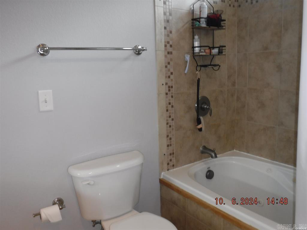 276 Mapleleaf Circle