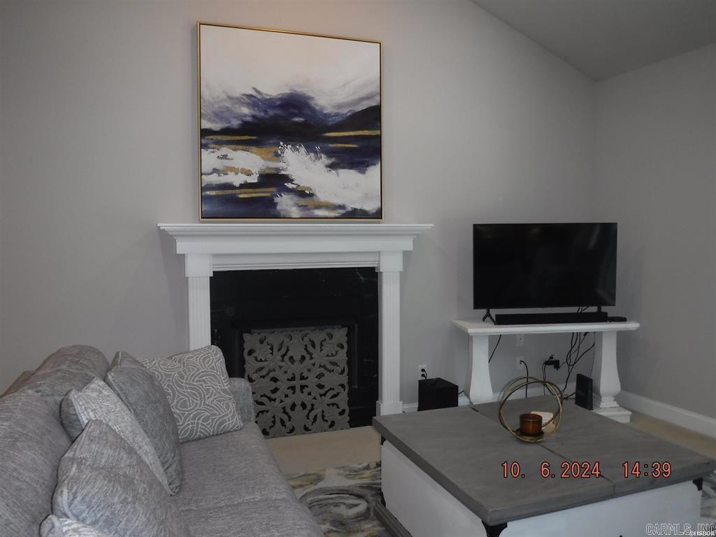 276 Mapleleaf Circle