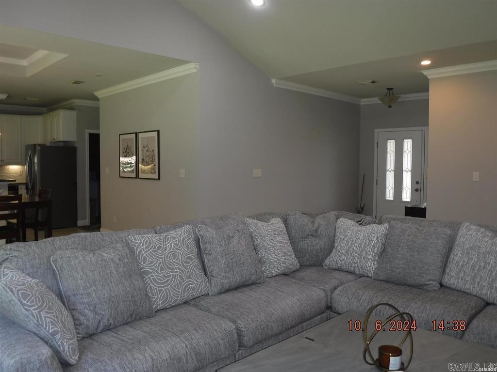276 Mapleleaf Circle