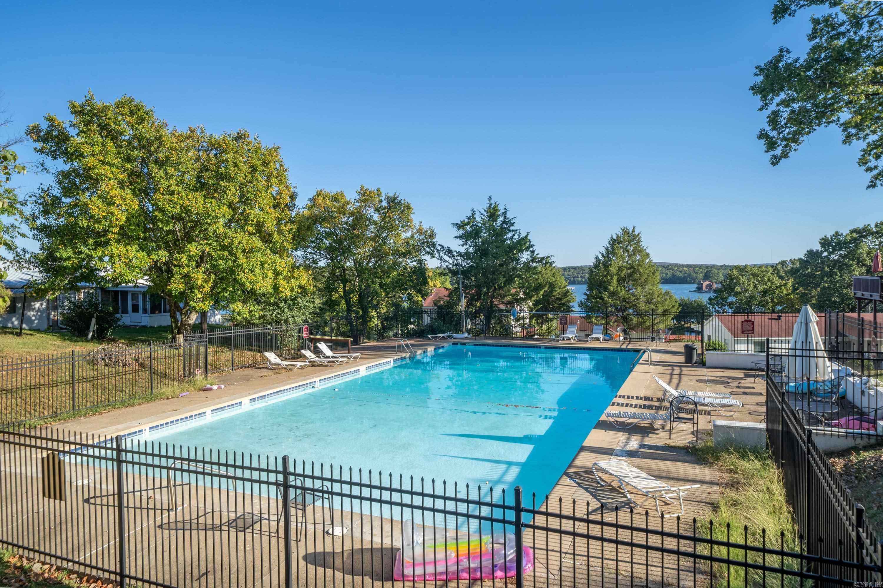 210 Aberina Unit: F29