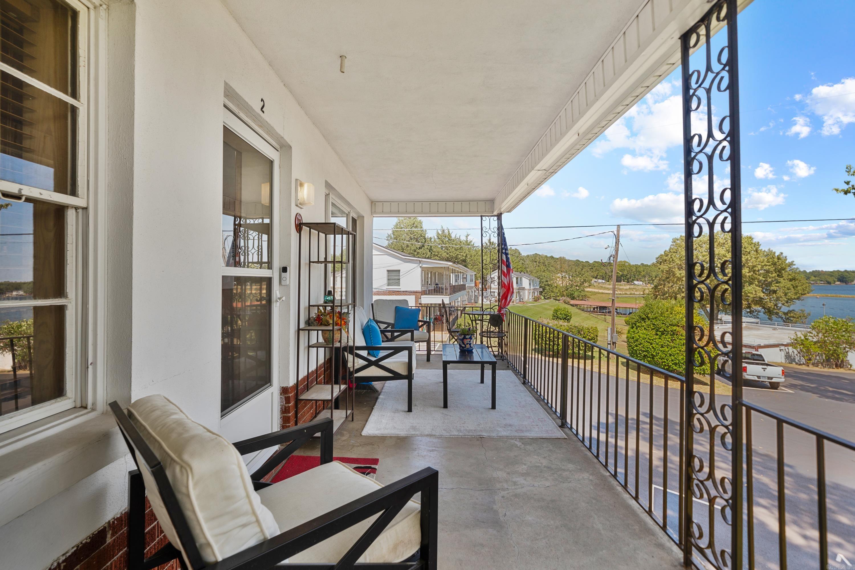210 Aberina Unit: F29