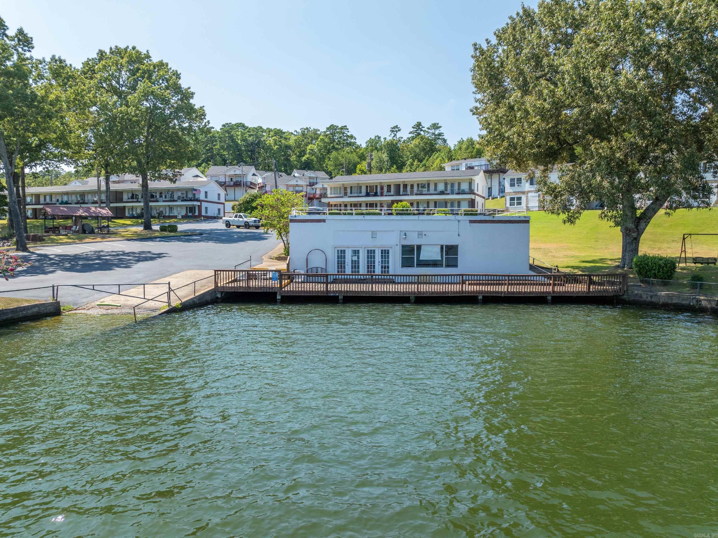210 Aberina Unit: F29