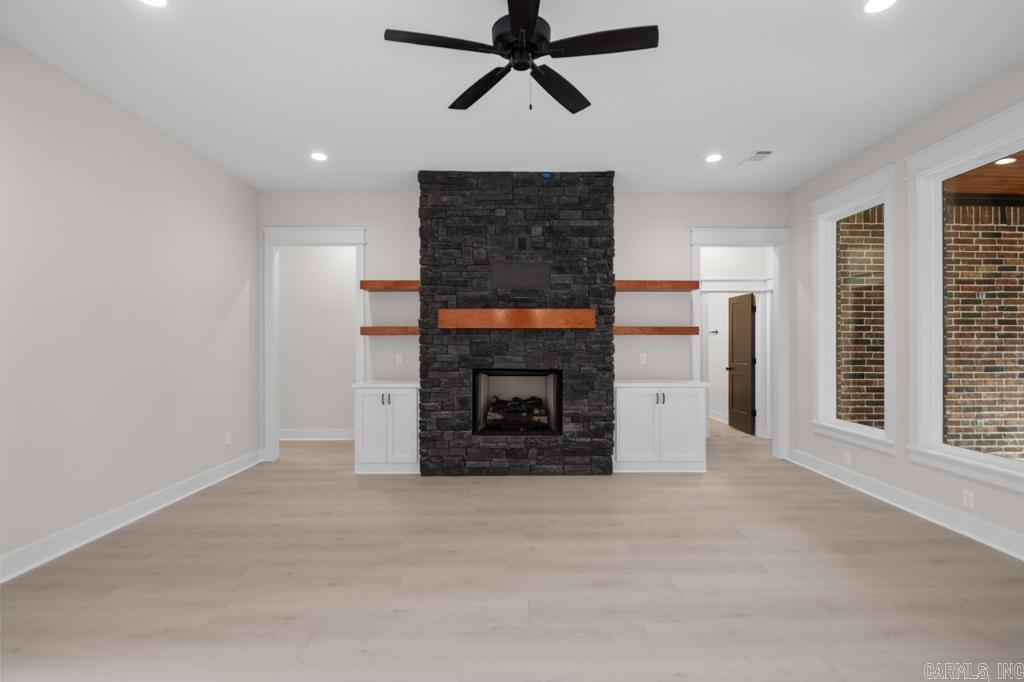 4228 Hampton Dr