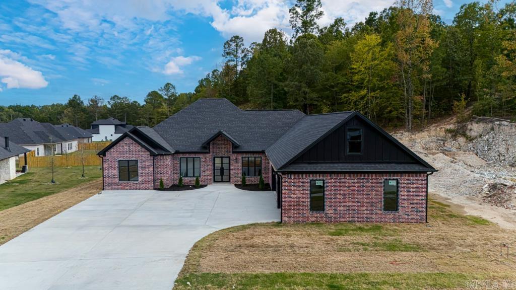 4228 Hampton Dr