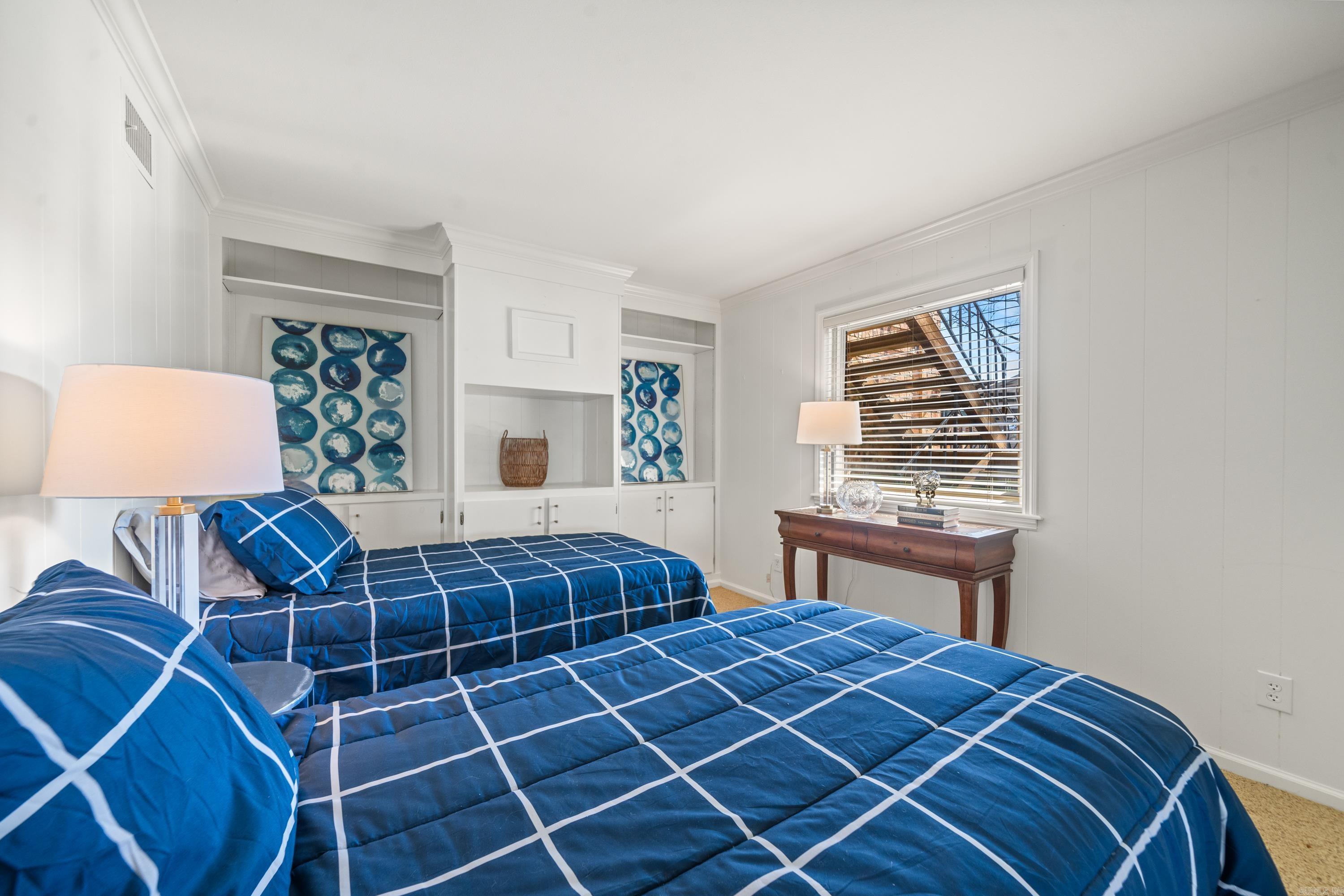 1201 Lakeshore Unit: 25