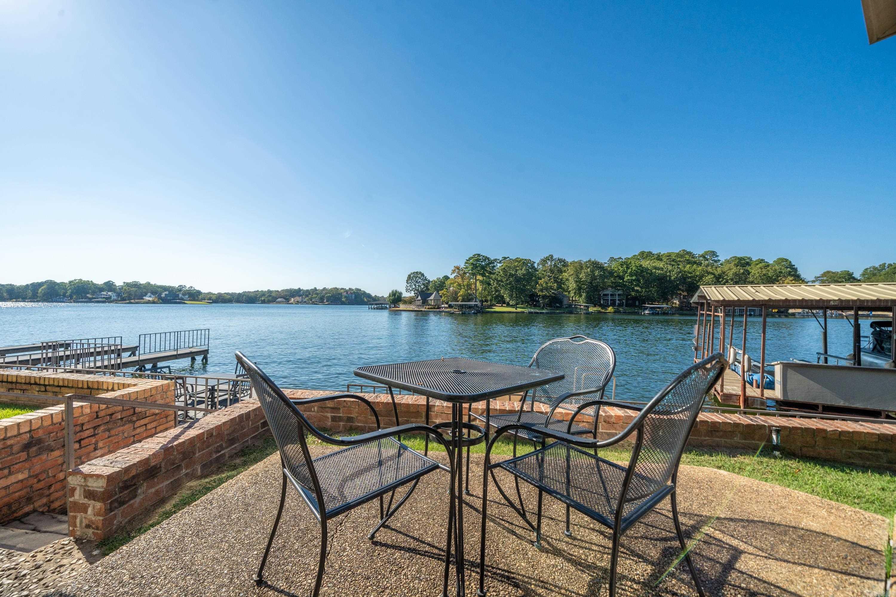1201 Lakeshore Unit: 25