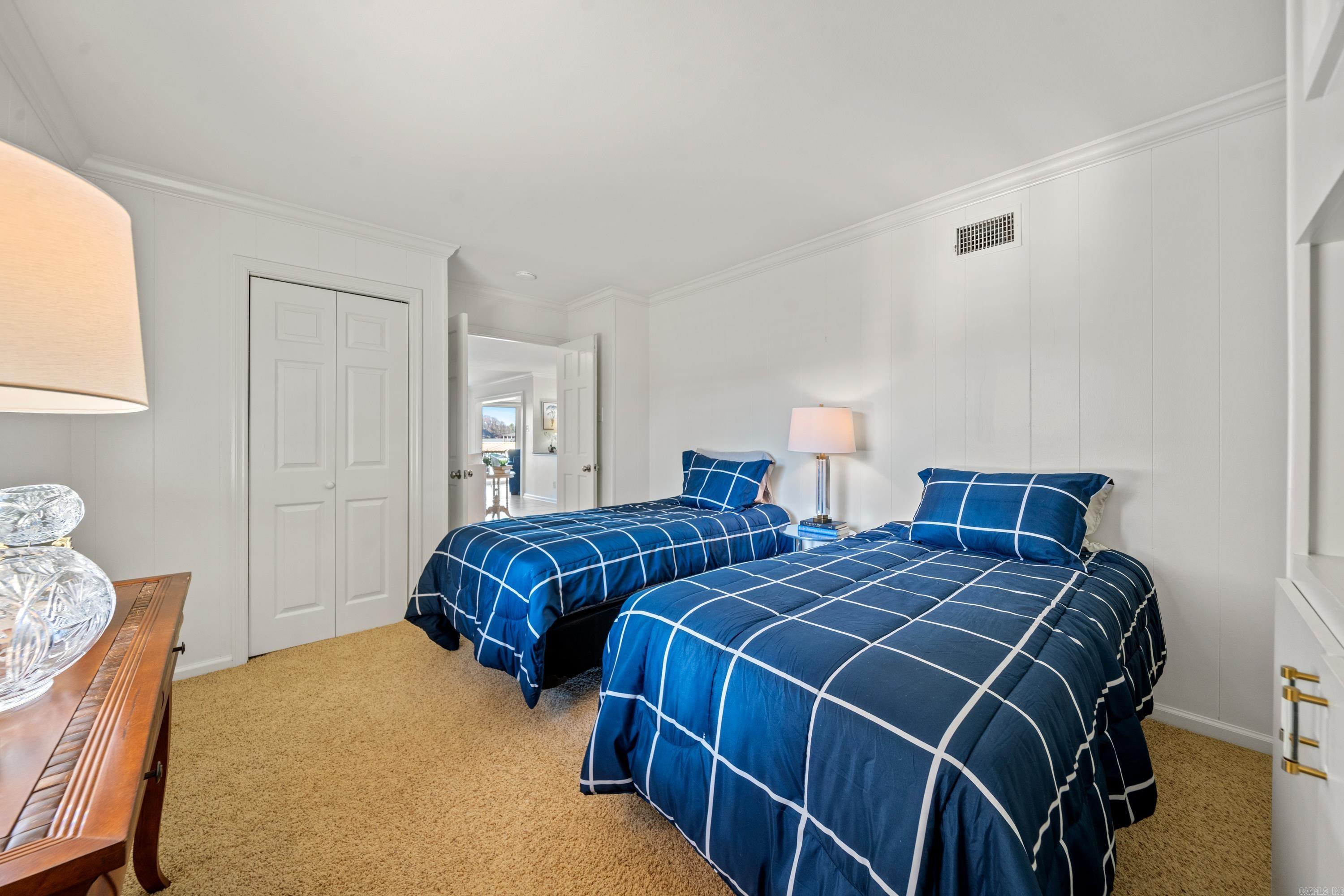 1201 Lakeshore Unit: 25