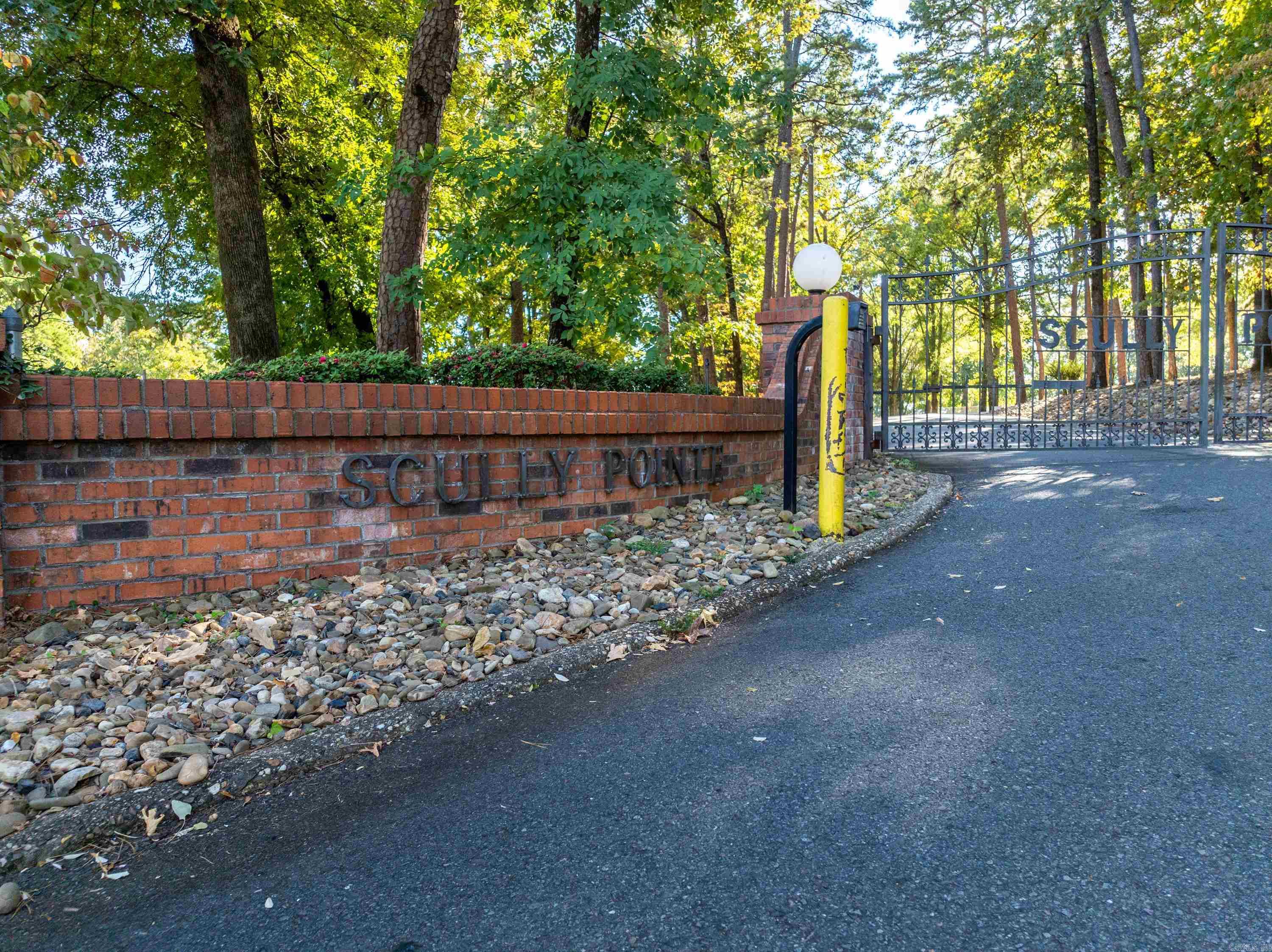 1201 Lakeshore Unit: 25