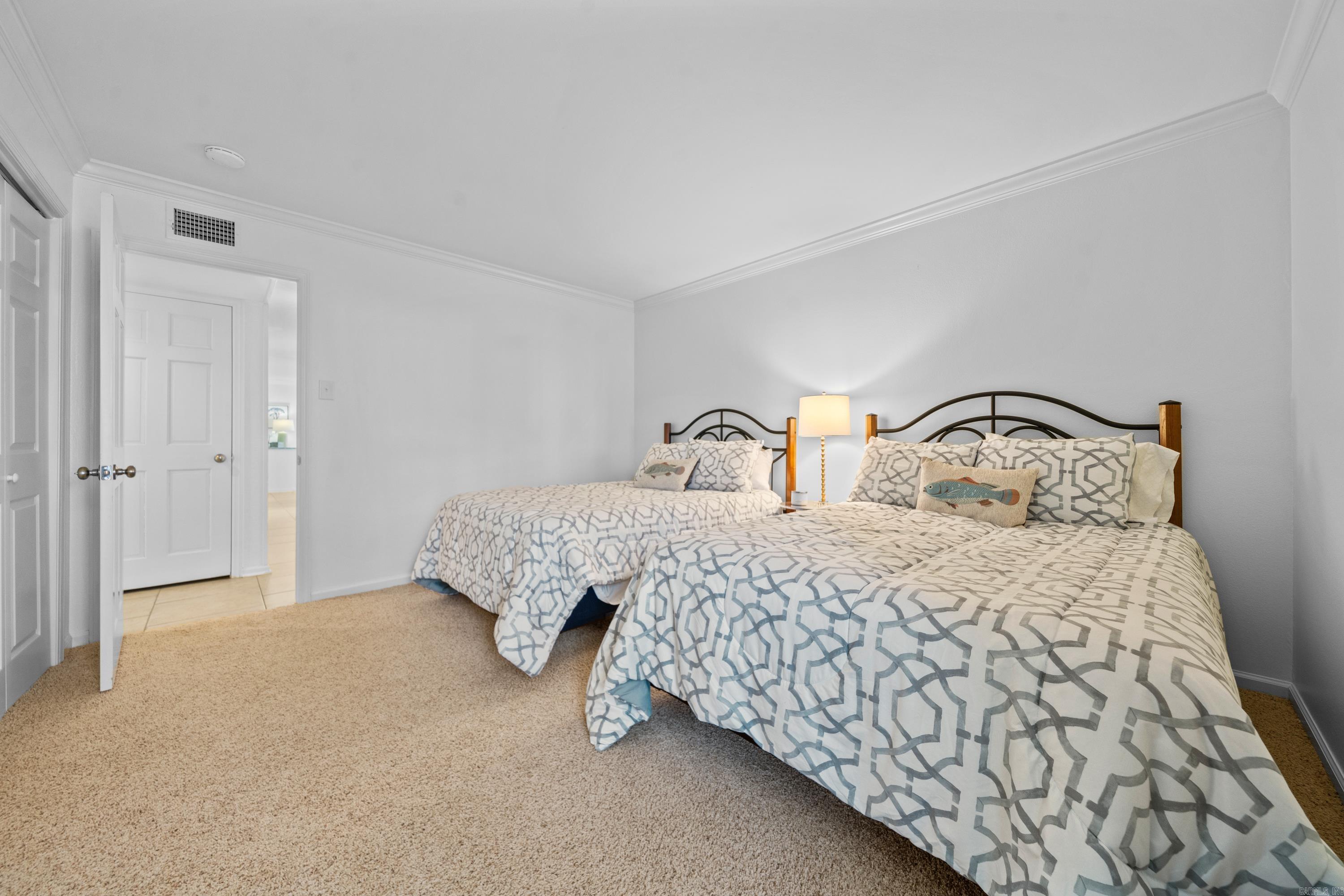 1201 Lakeshore Unit: 25