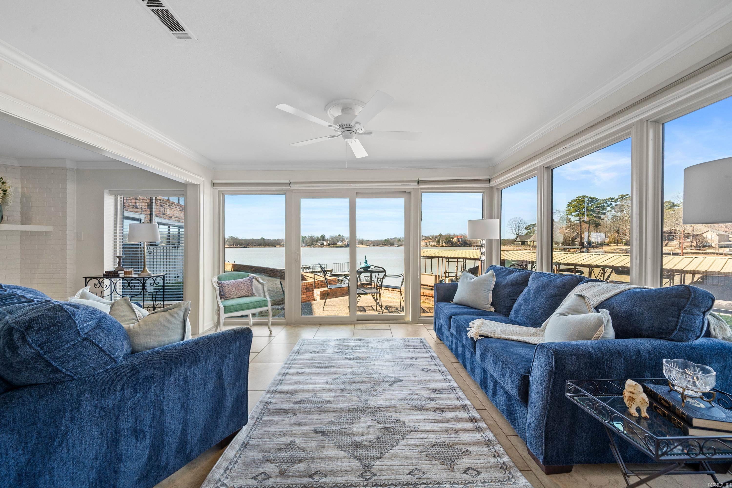 1201 Lakeshore Unit: 25