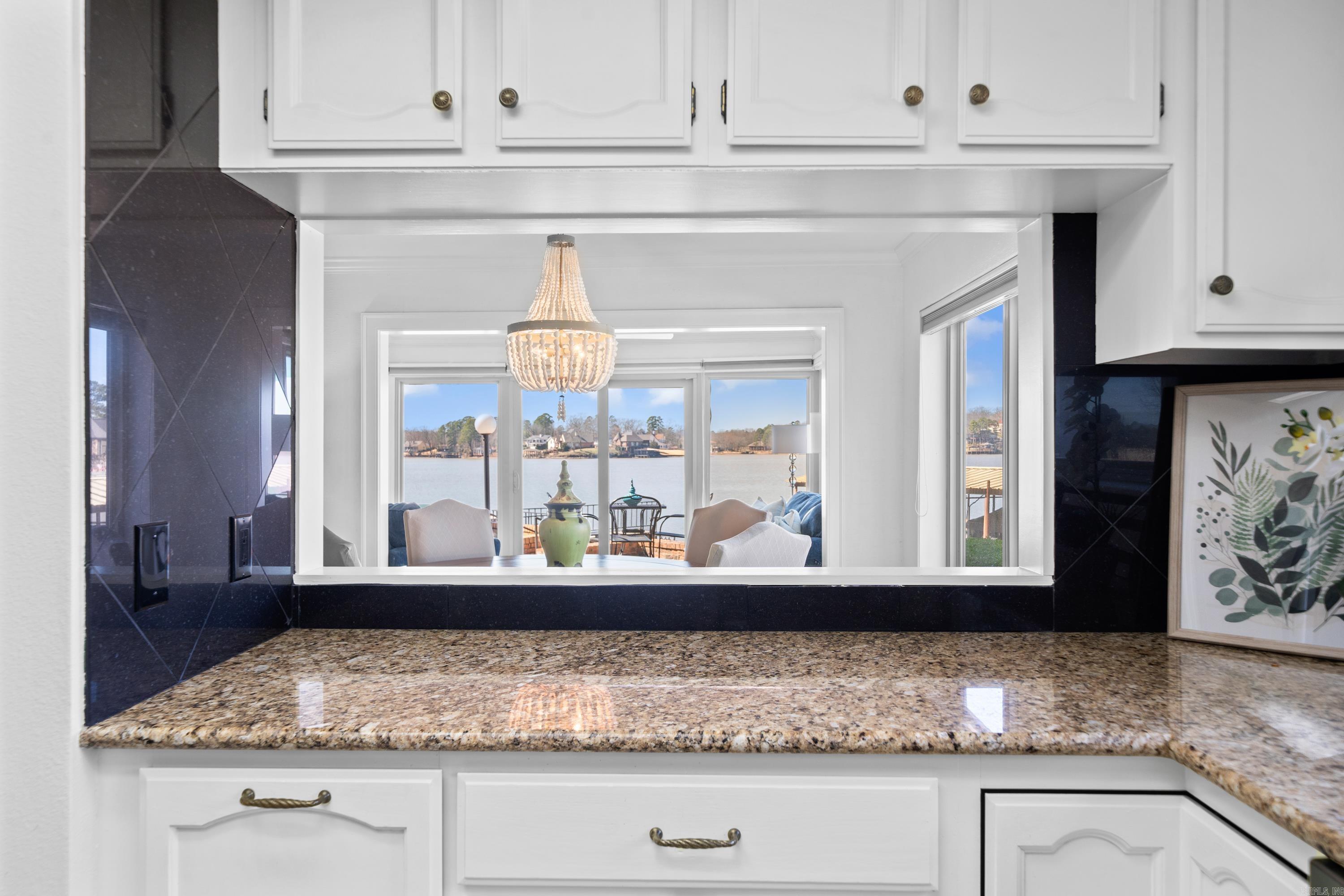 1201 Lakeshore Unit: 25