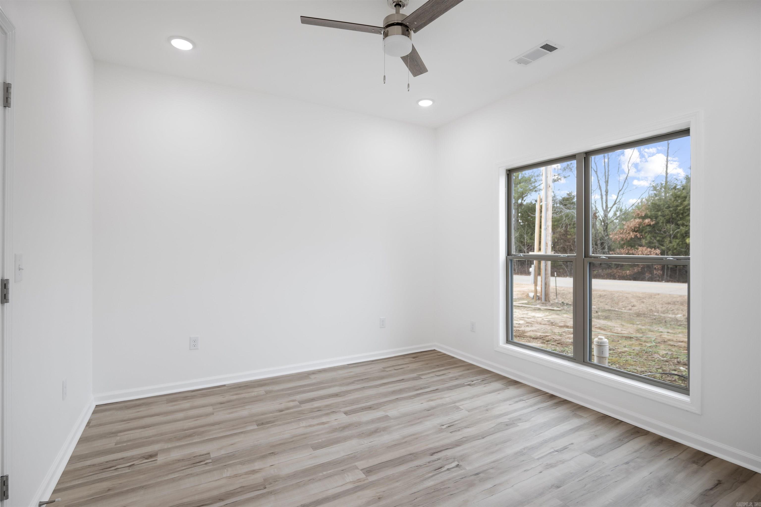 1808 N Oak