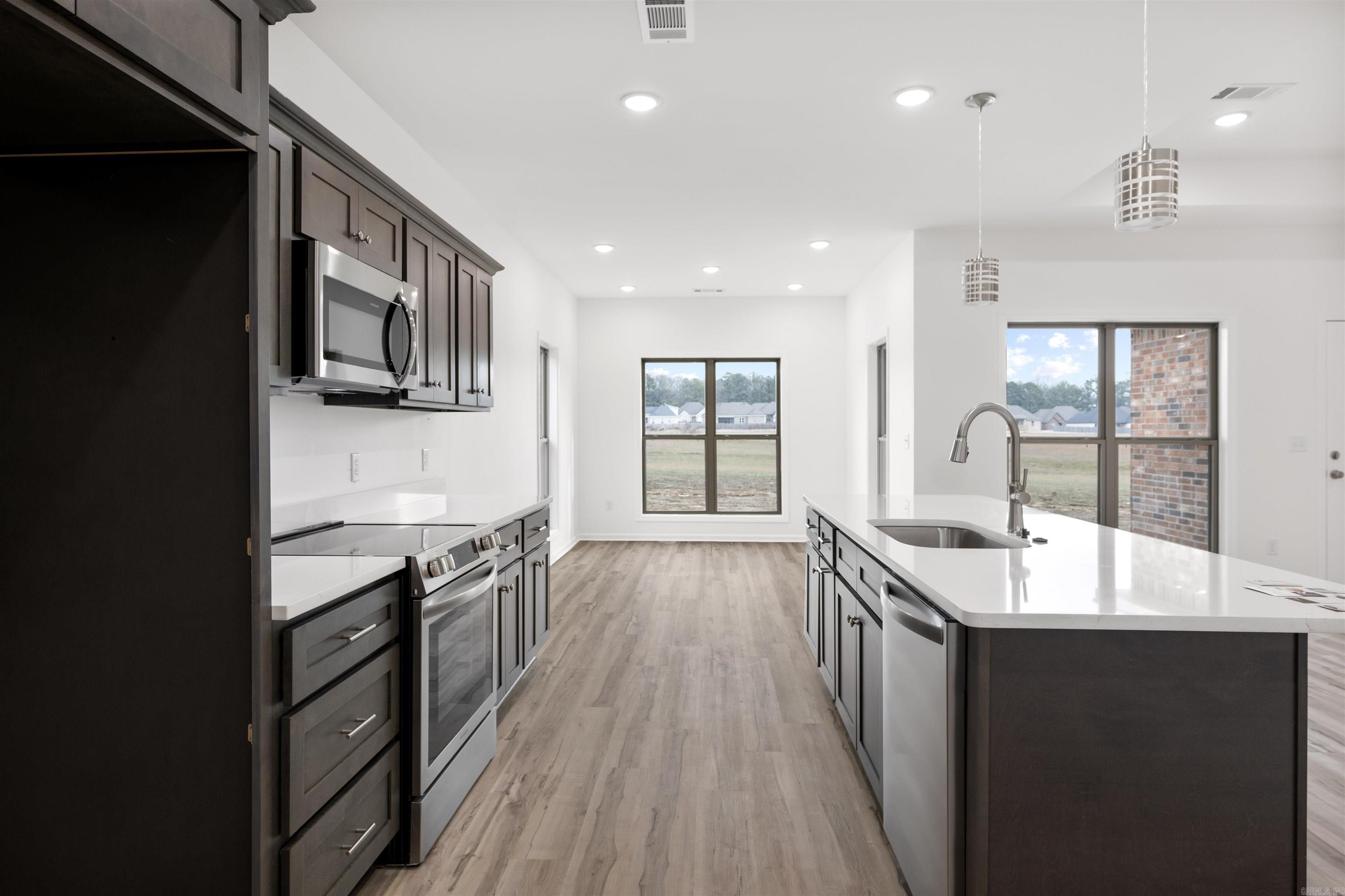1808 N Oak