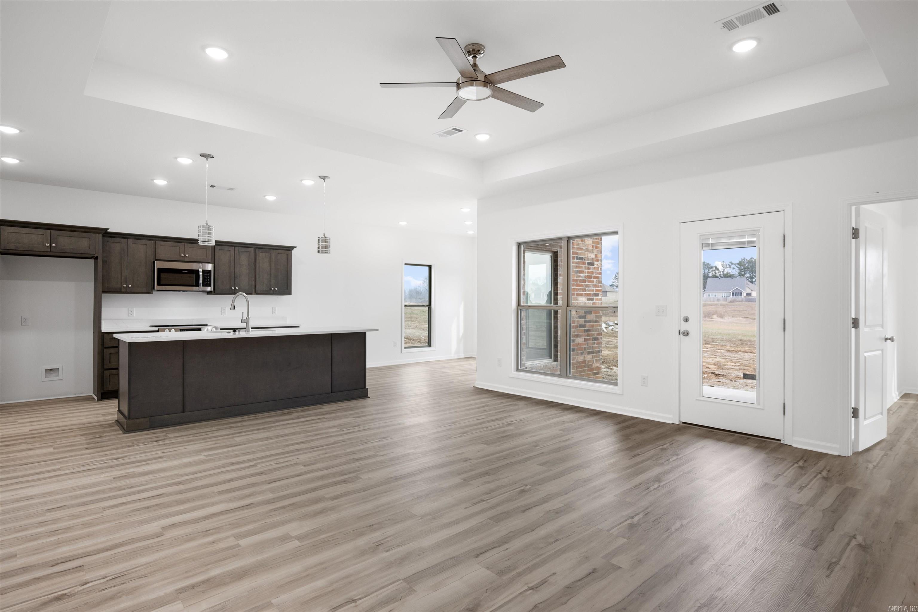 1808 N Oak