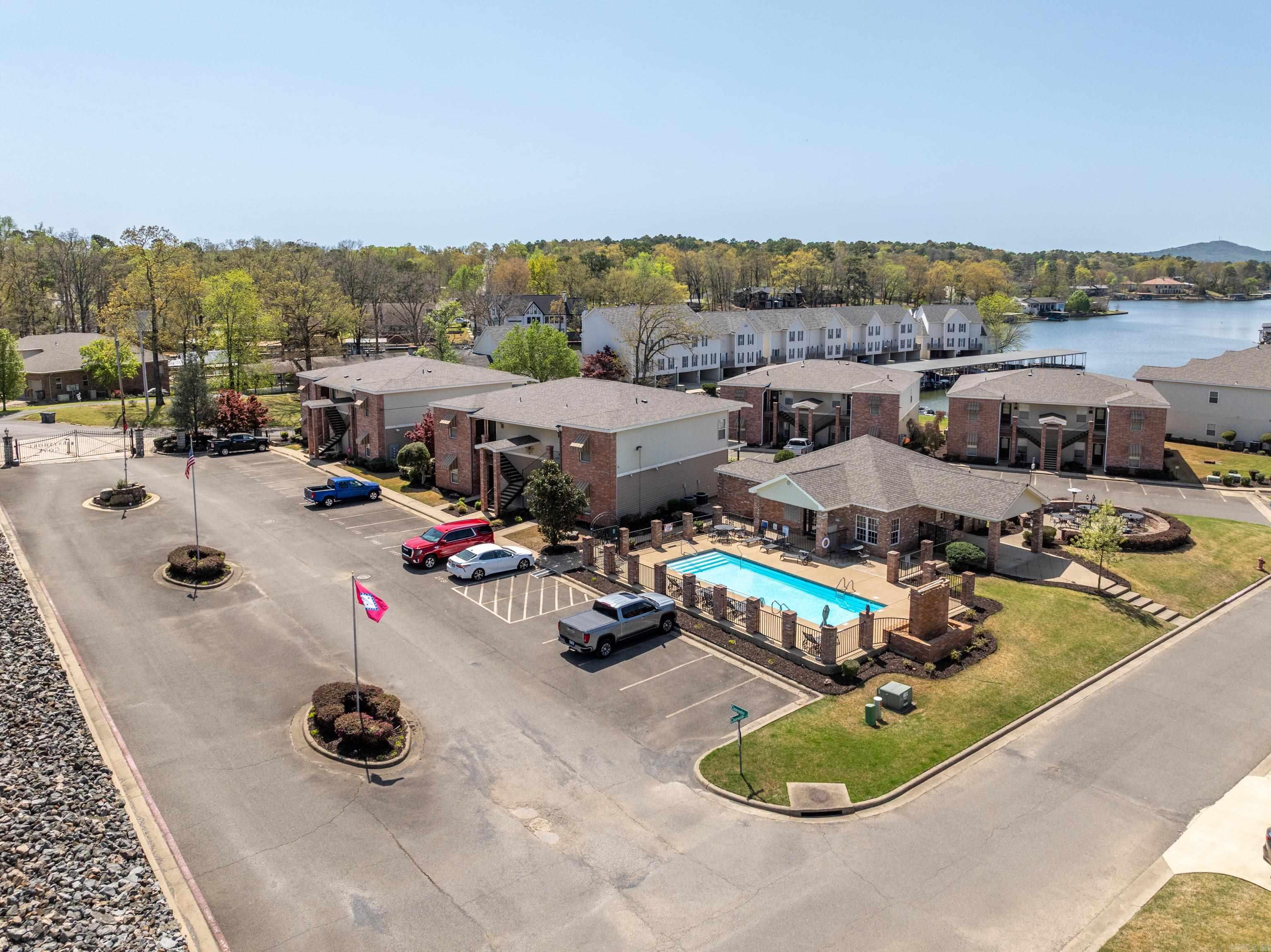 105 Clearwater Unit: C