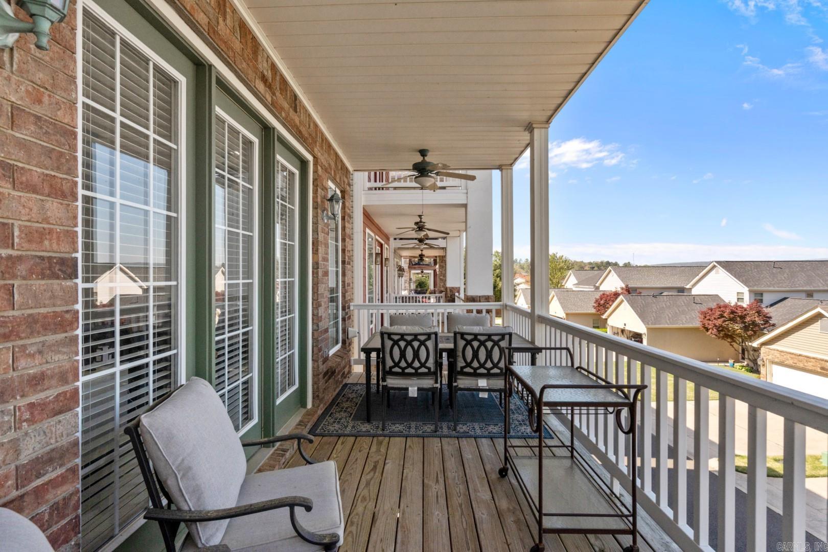 102 Eagle View Point