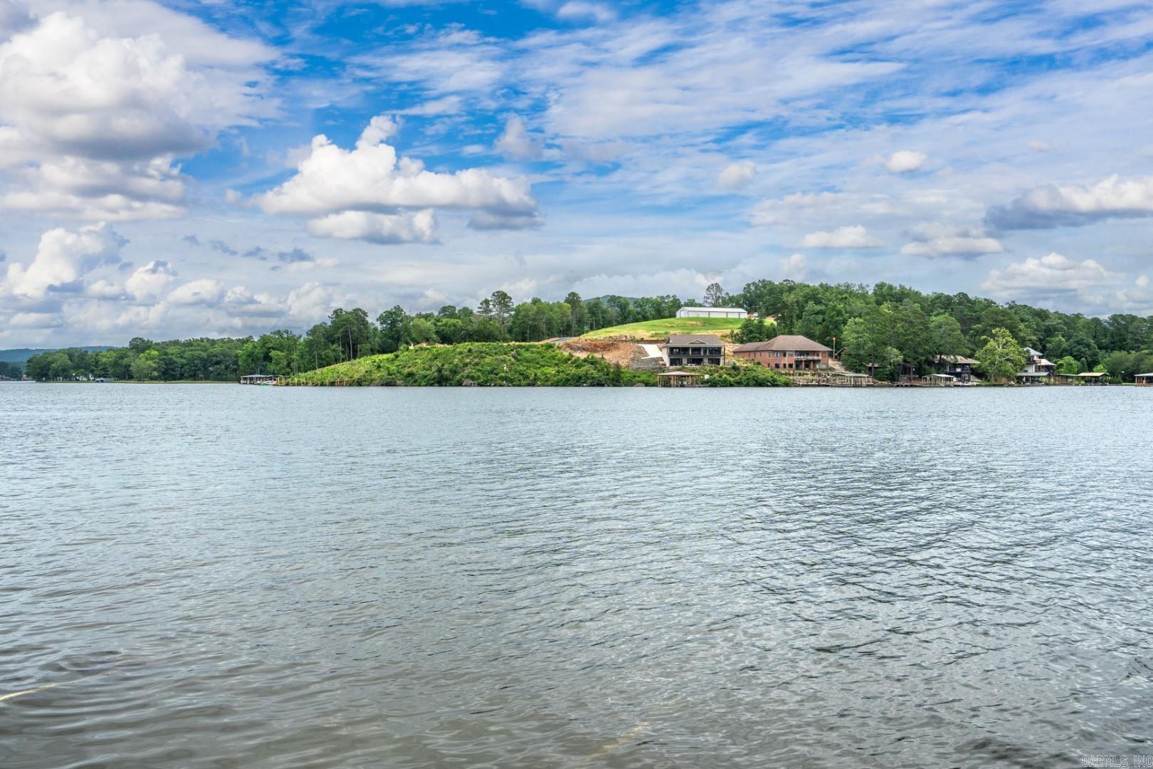 102 Eagle View Point