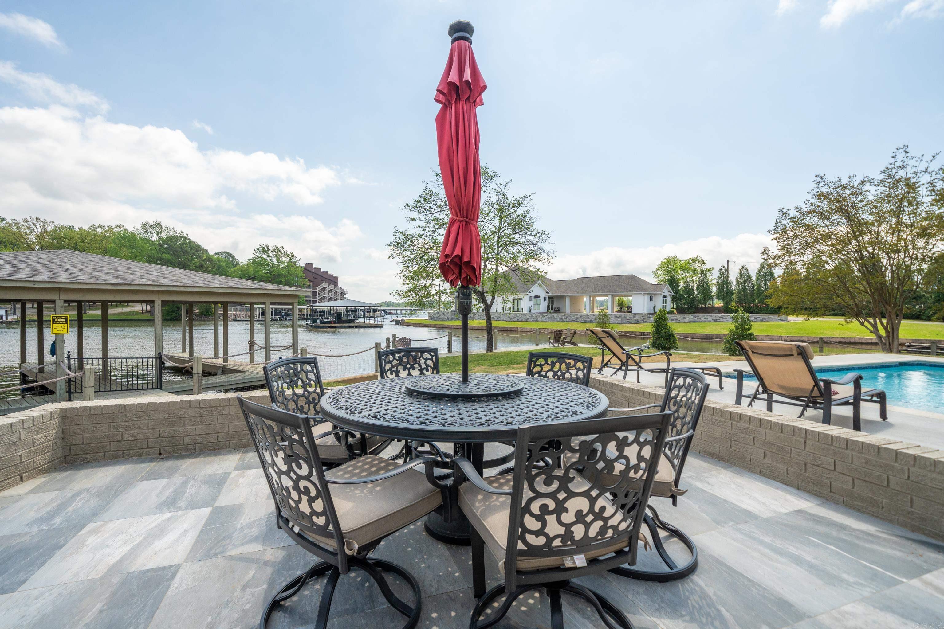 2341 Higdon Ferry