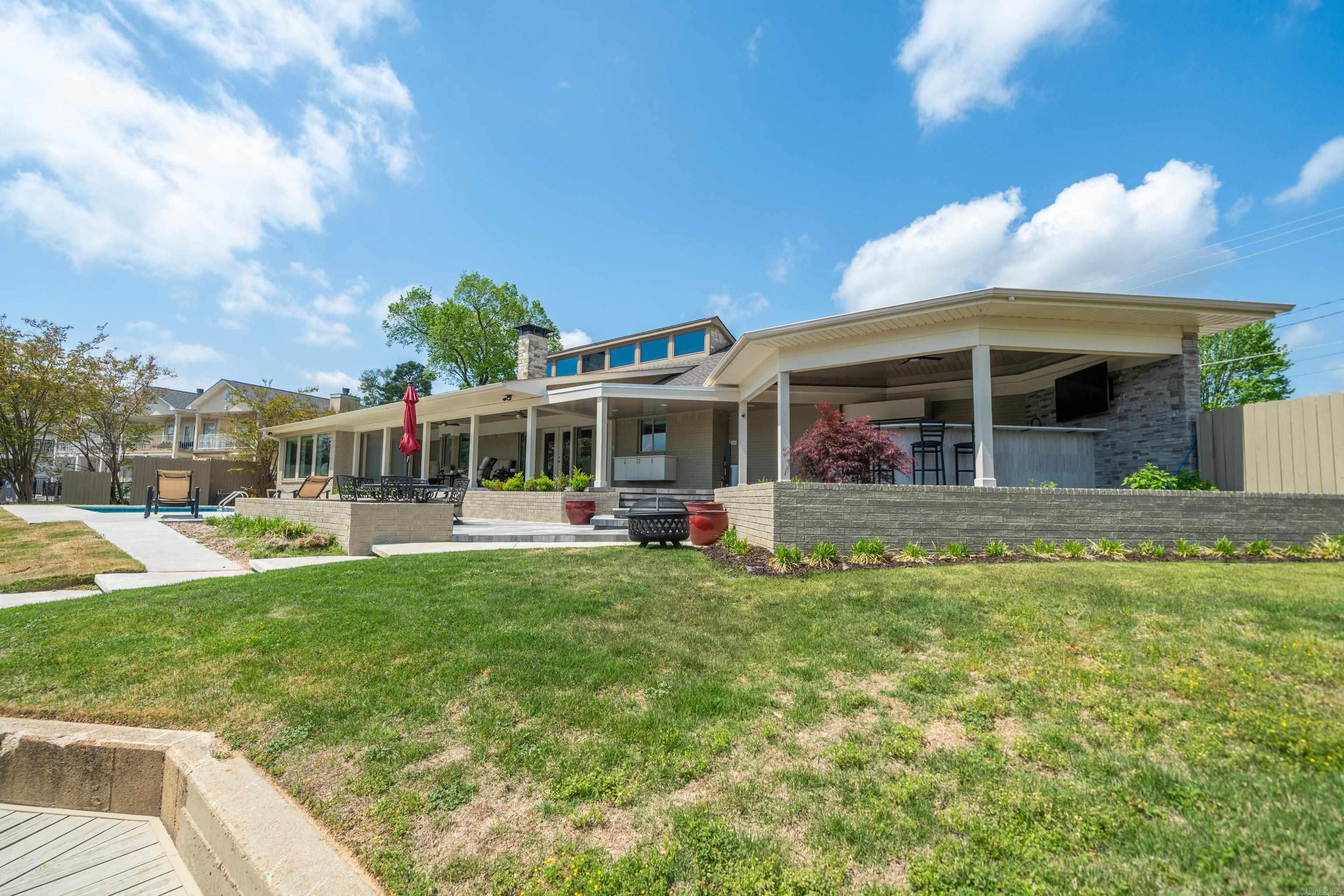 2341 Higdon Ferry