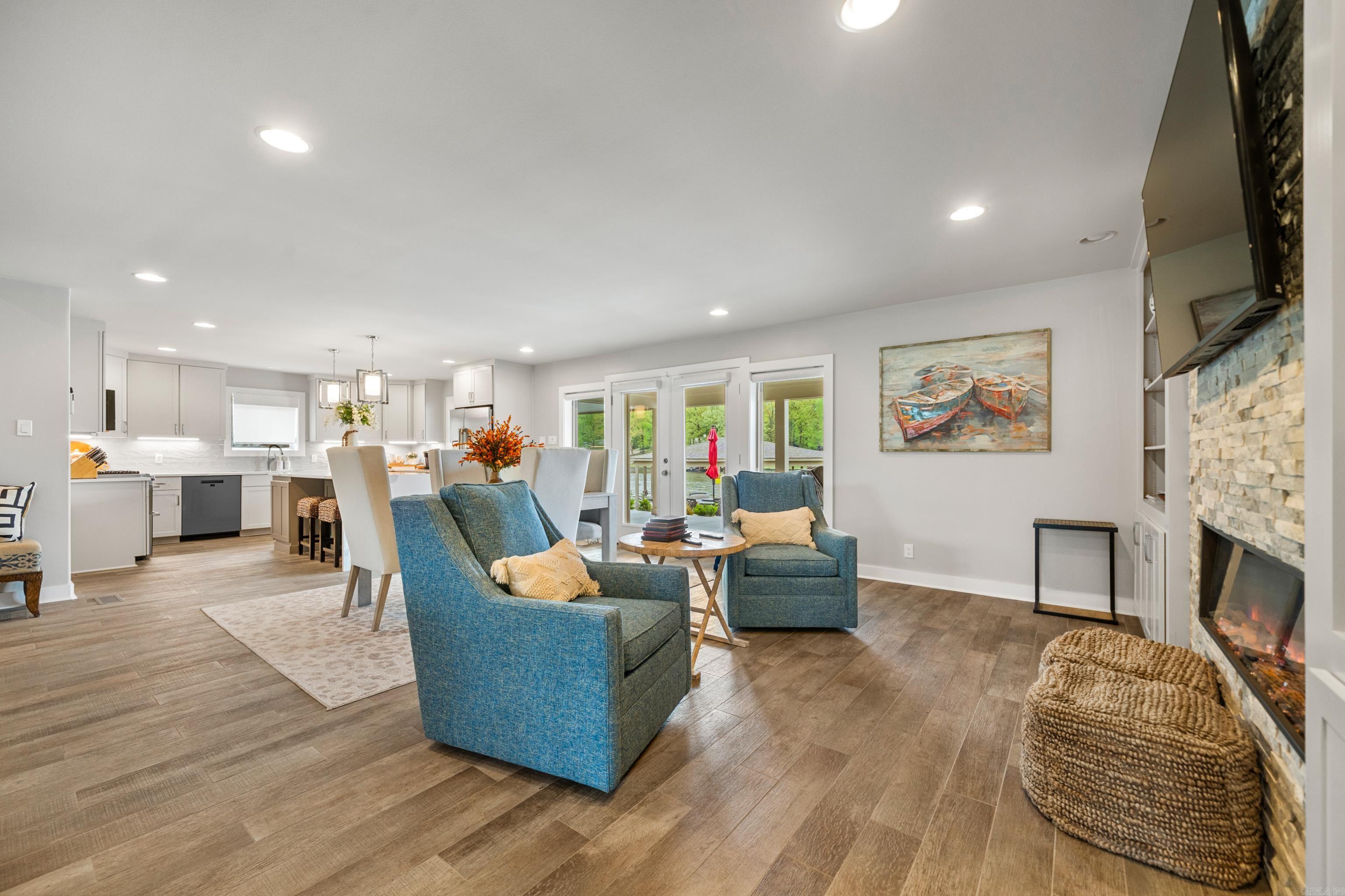 2341 Higdon Ferry