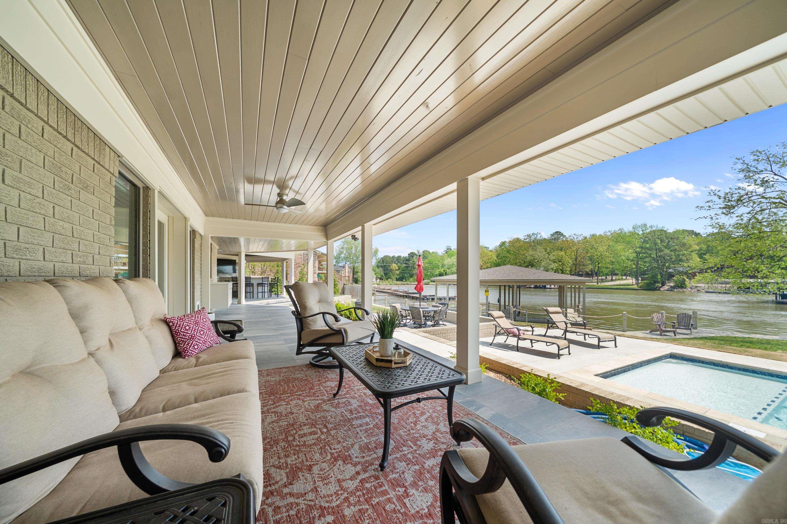 2341 Higdon Ferry