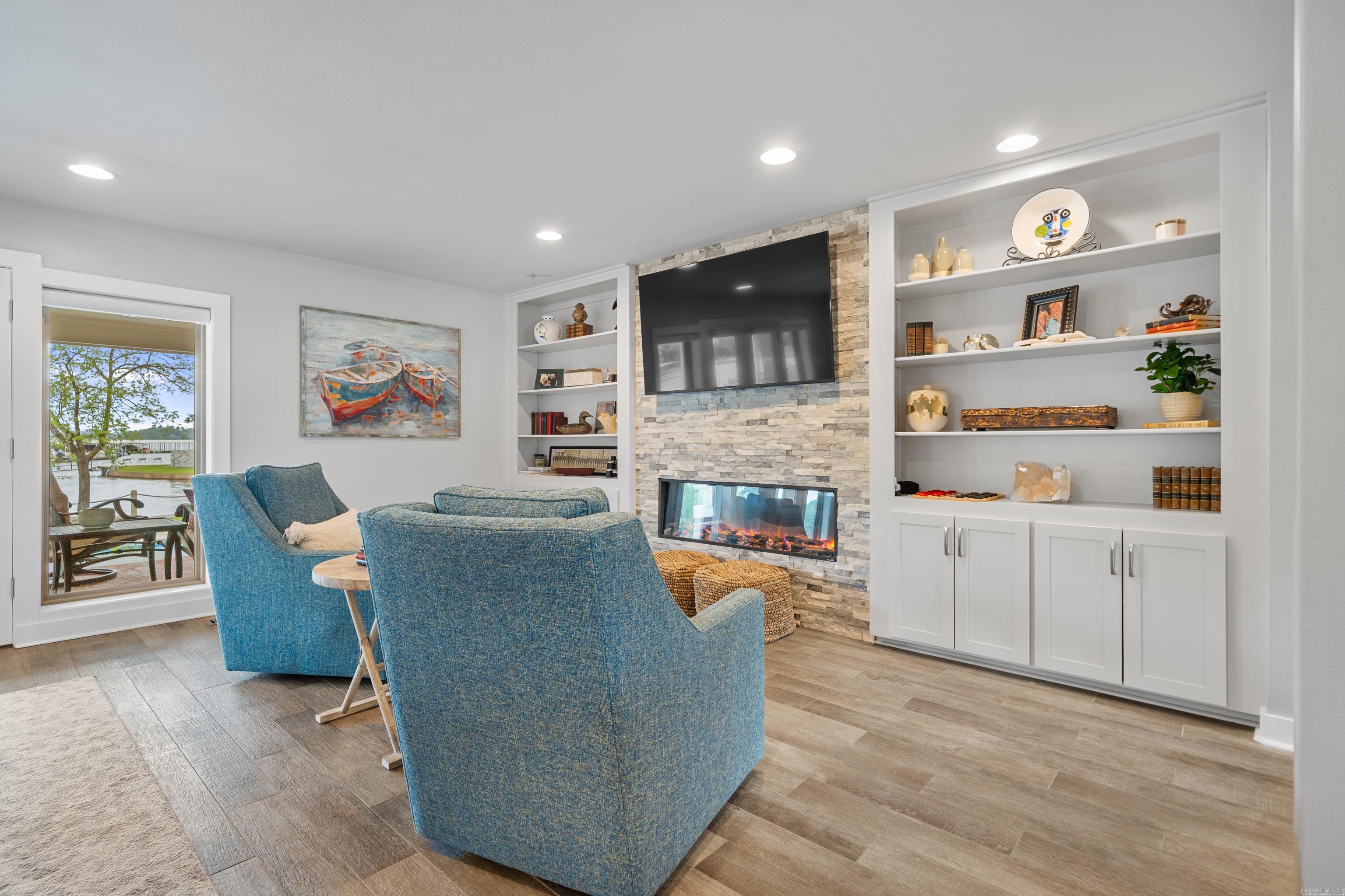 2341 Higdon Ferry