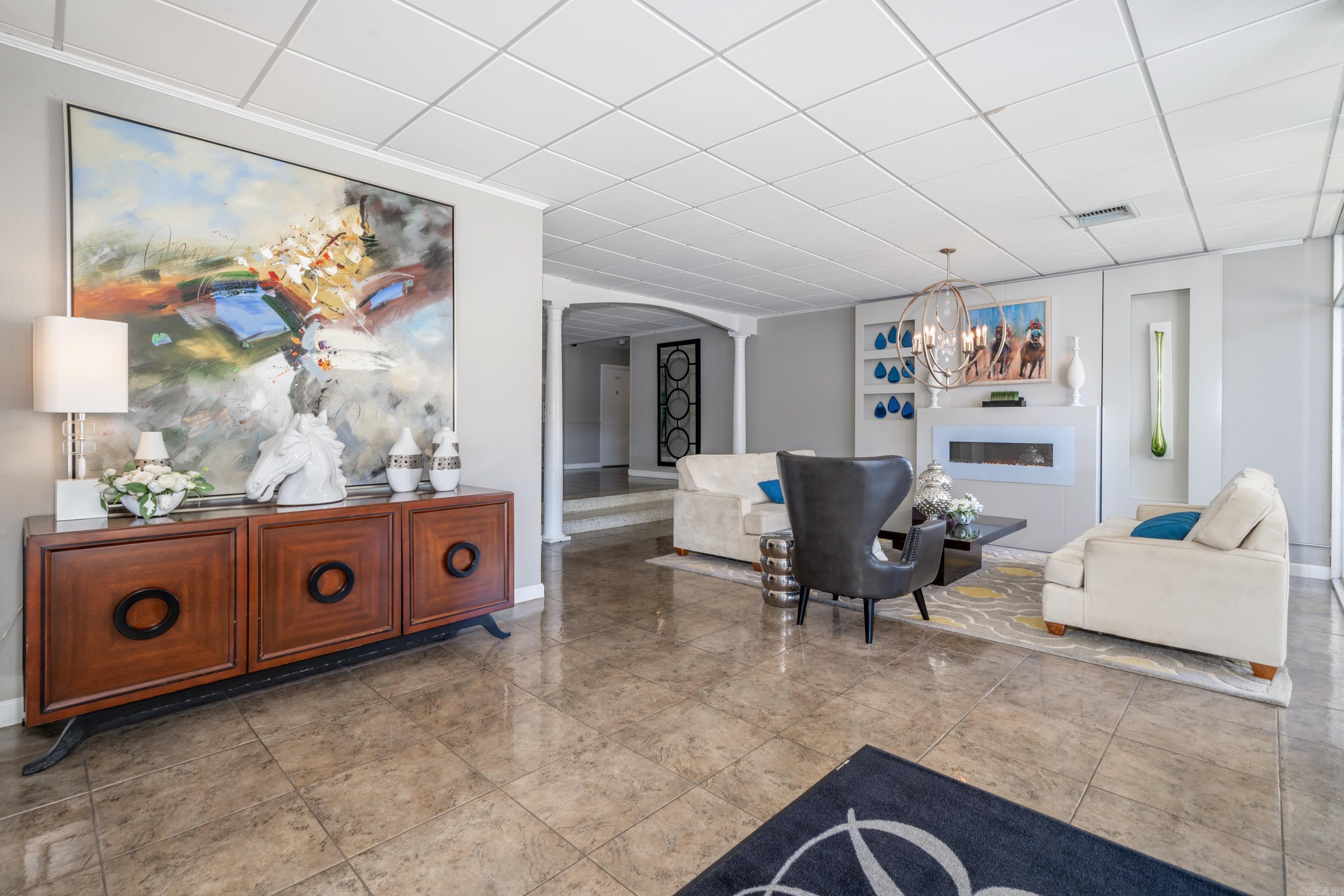 740 Weston Road Unit: 102