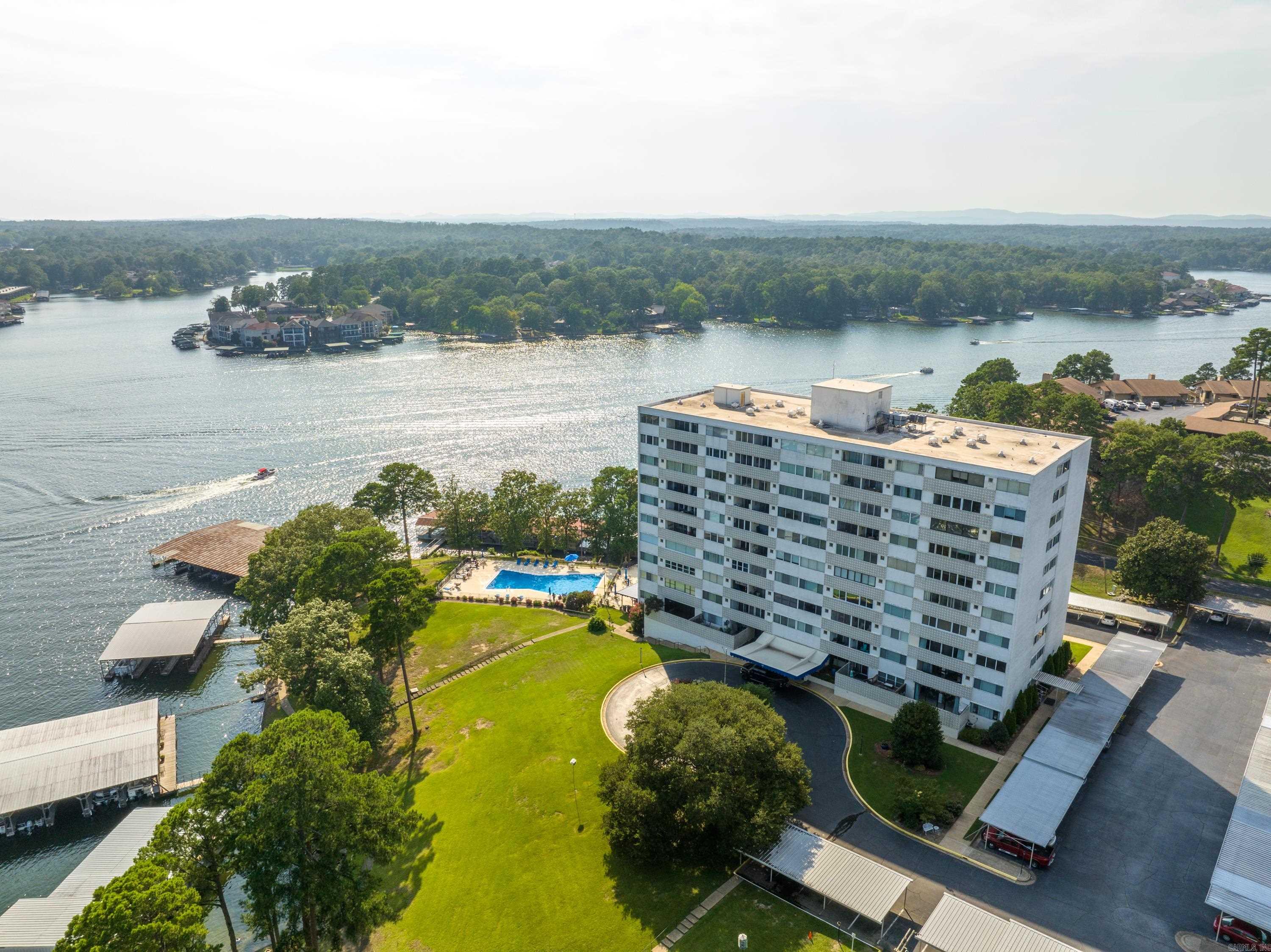 740 Weston Road Unit: 102