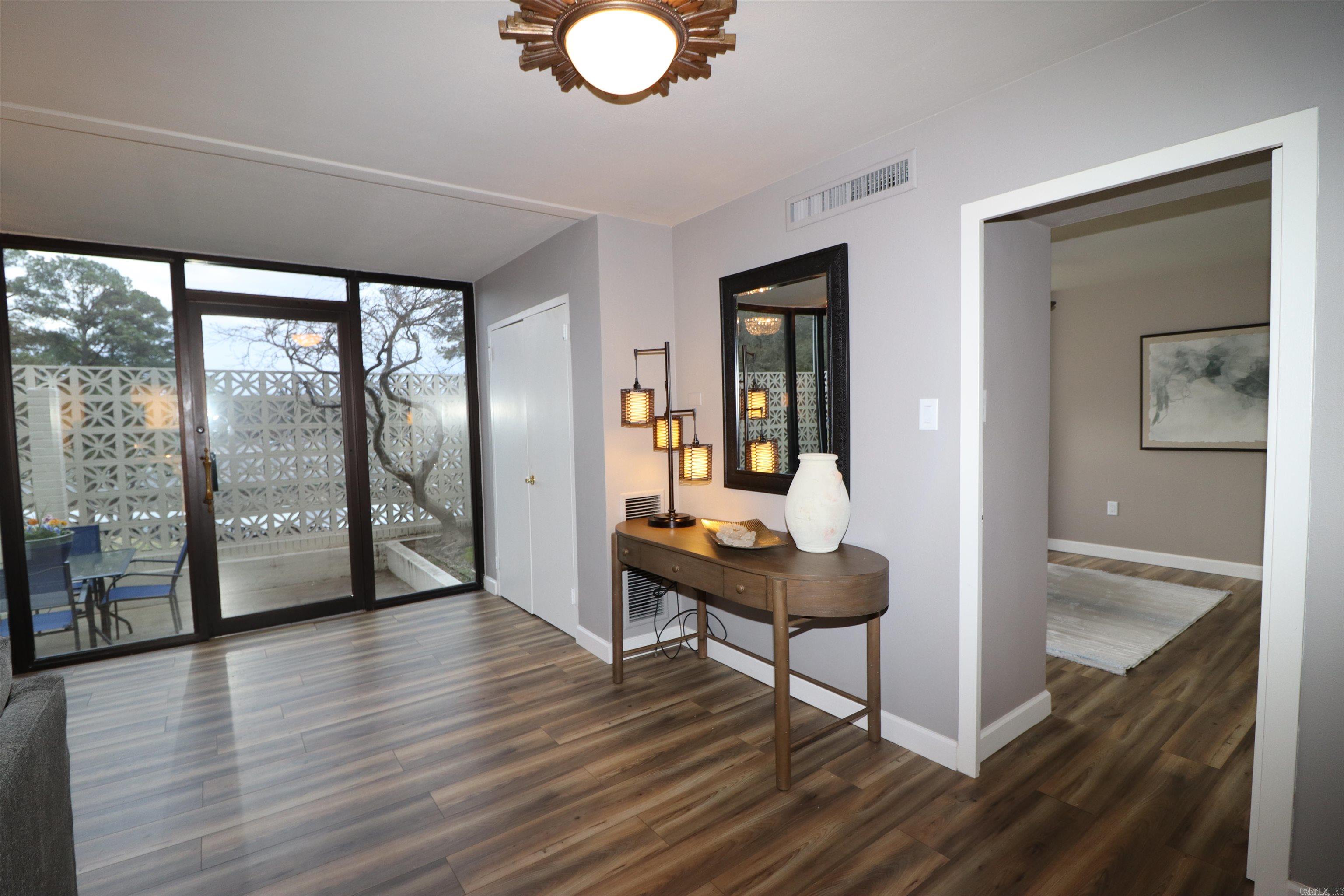 740 Weston Road Unit: 102