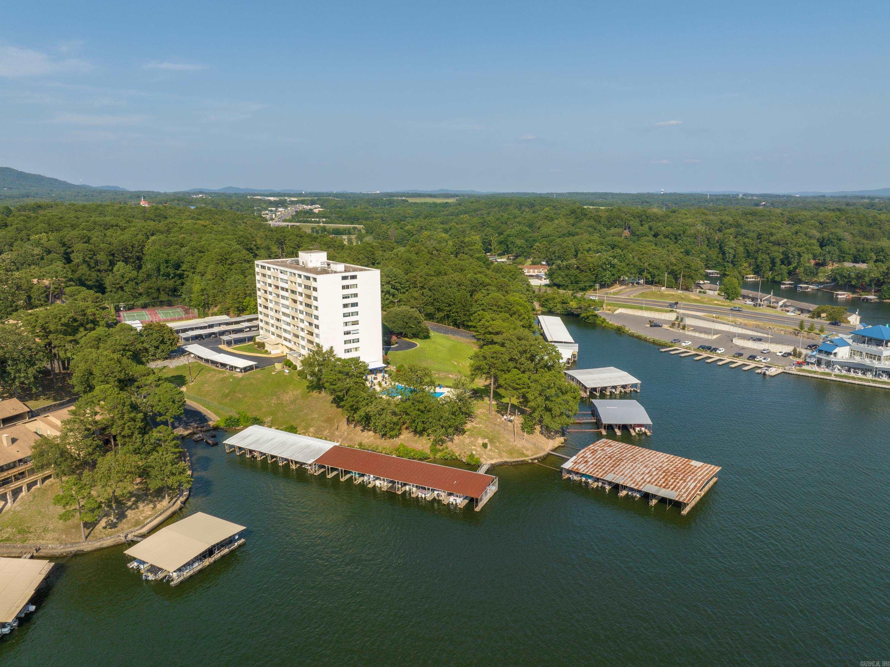 740 Weston Road Unit: 102