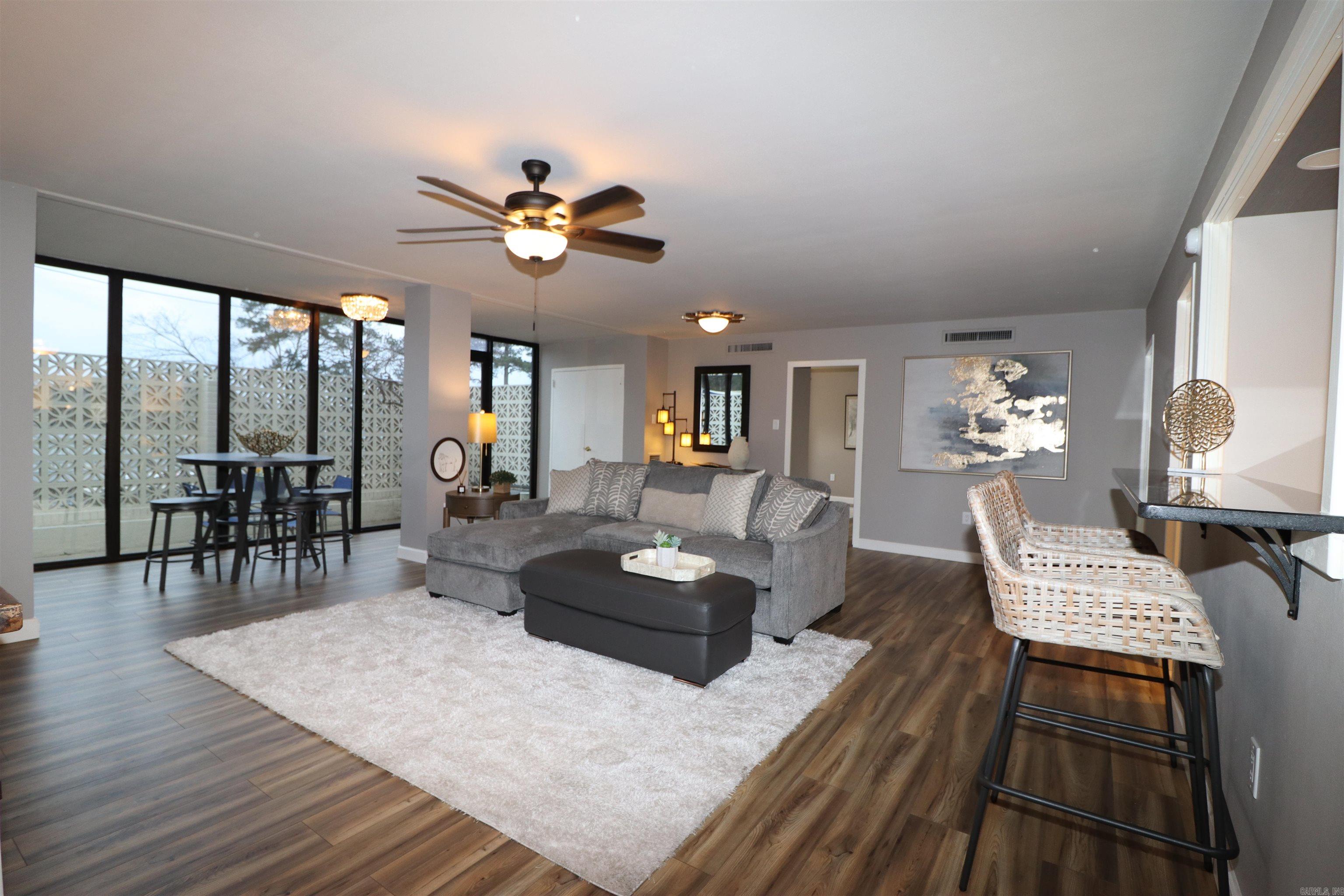 740 Weston Road Unit: 102