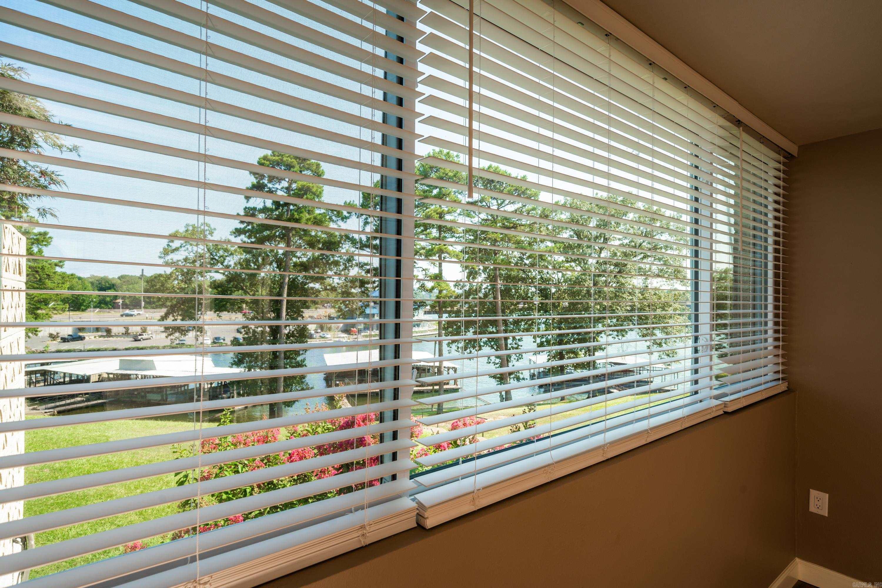 740 Weston Road Unit: 102