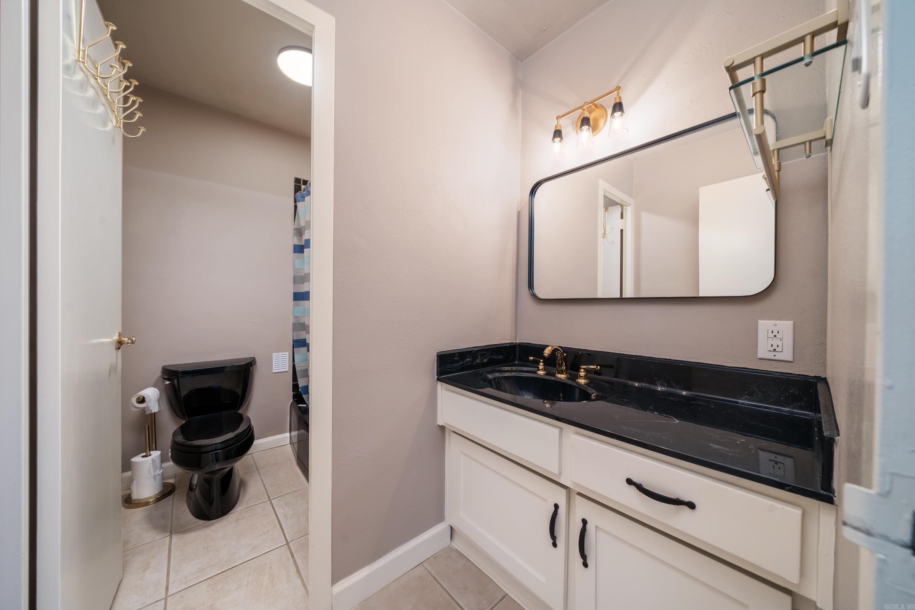 740 Weston Road Unit: 102