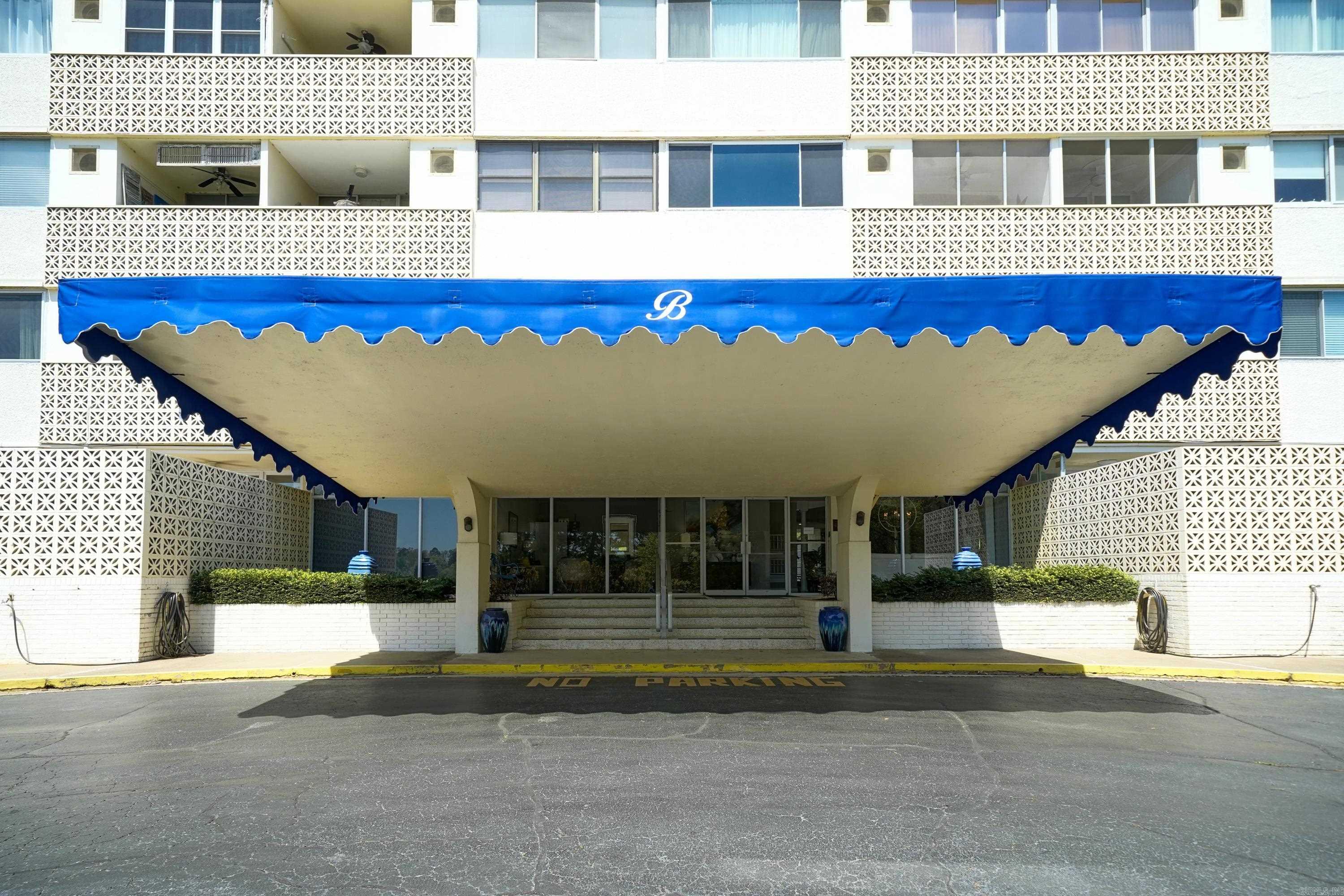 740 Weston Road Unit: 102