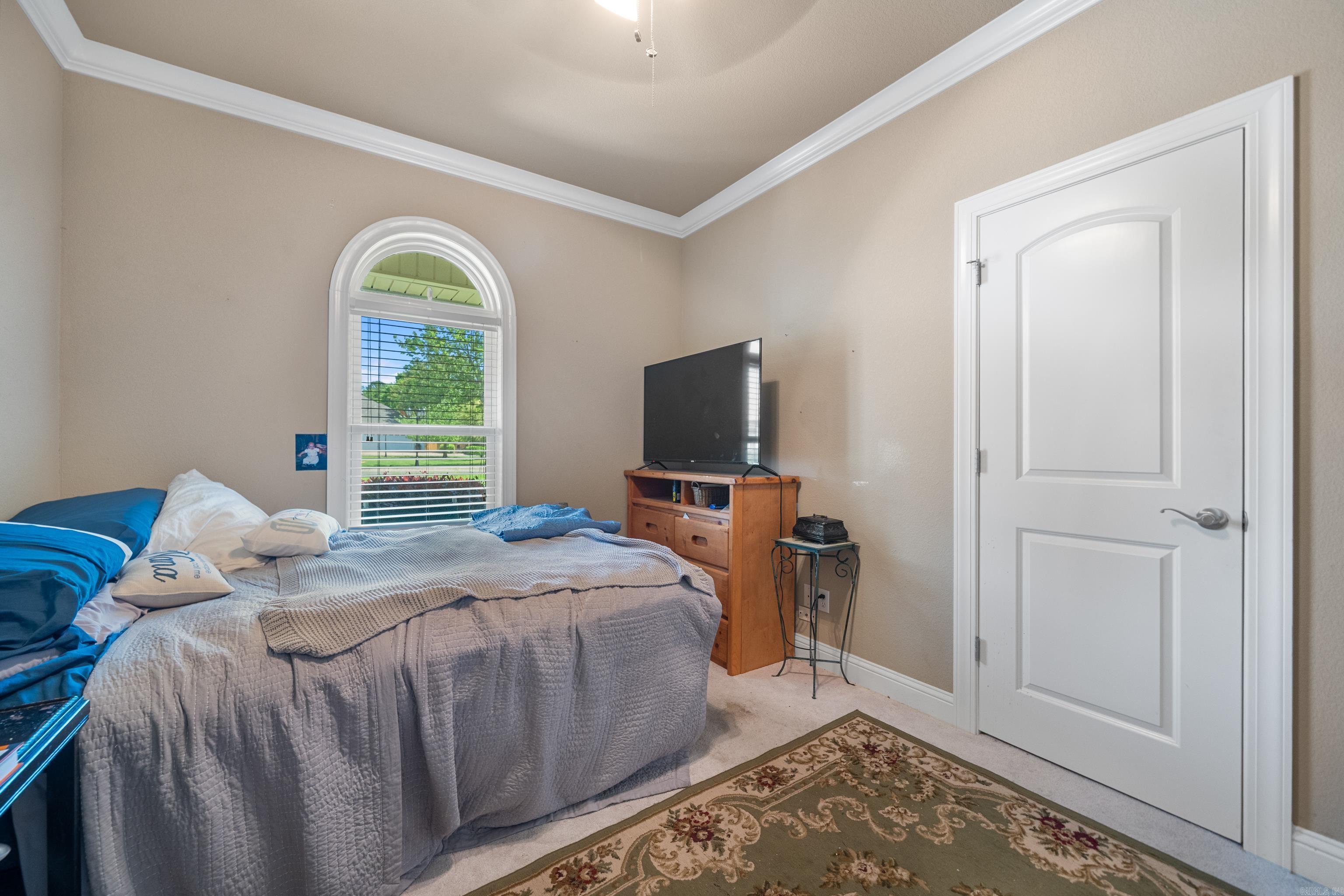 124 Garden View