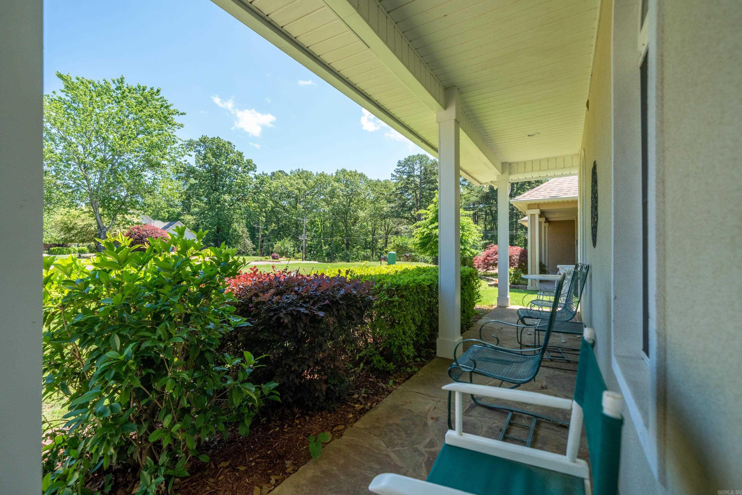 124 Garden View