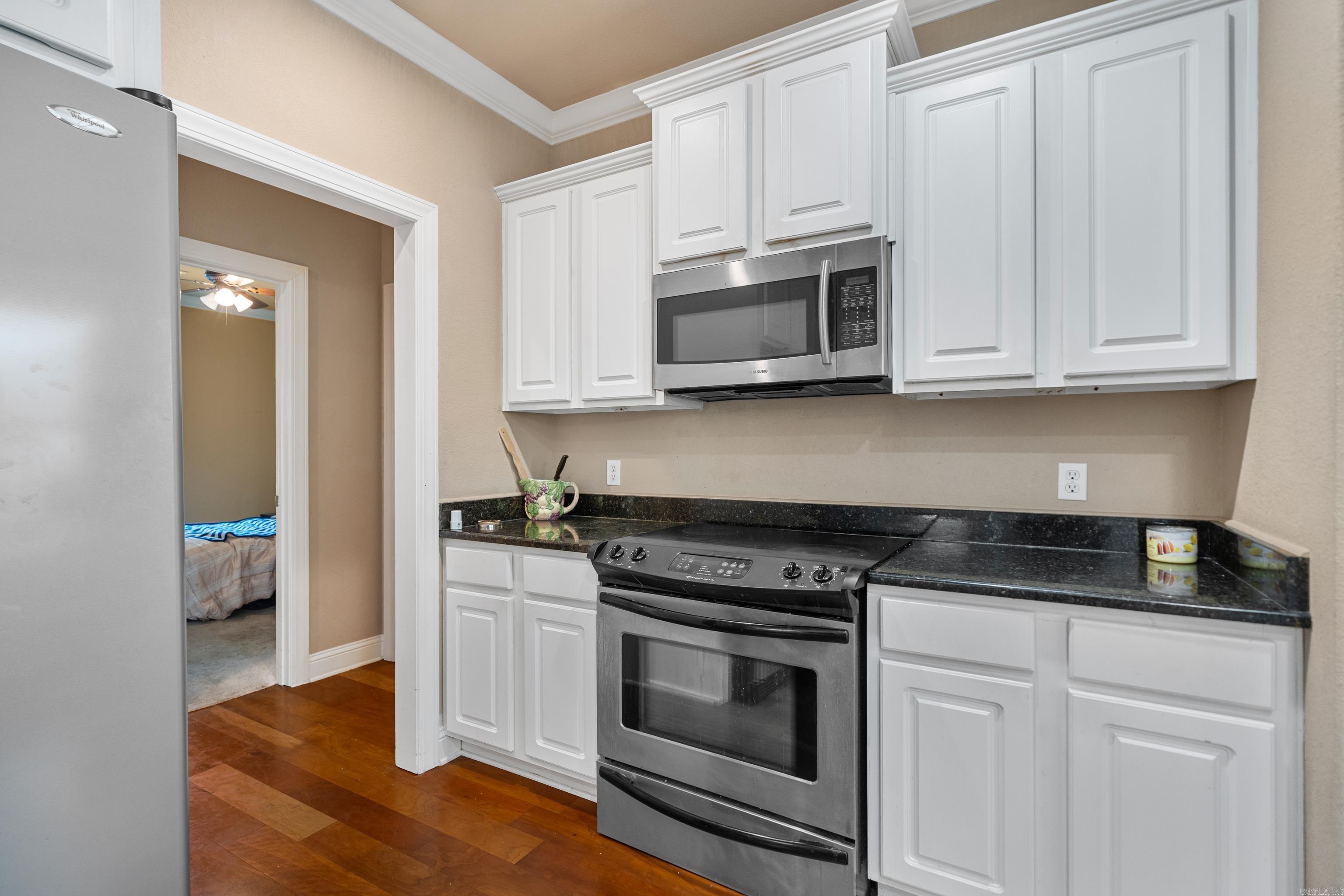 124 Garden View