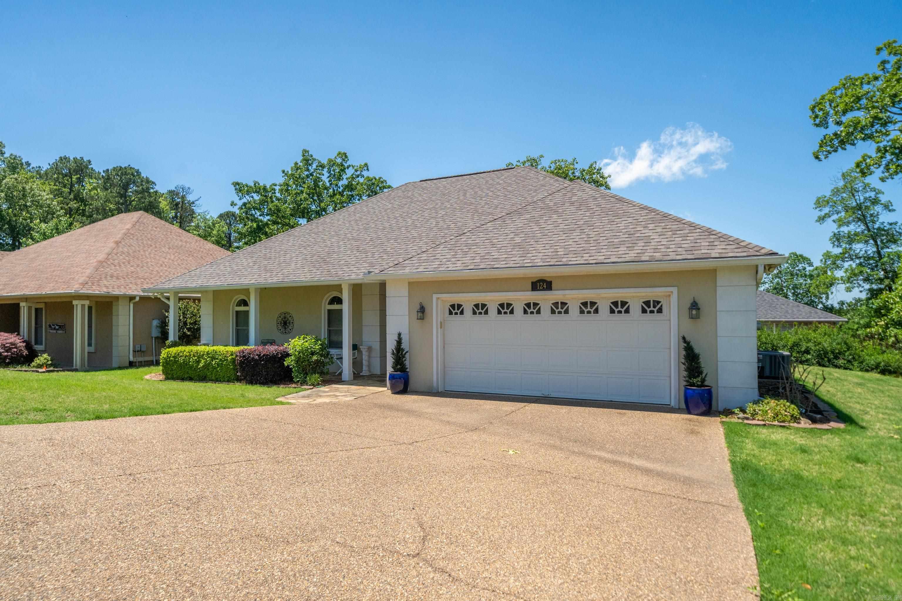 124 Garden View